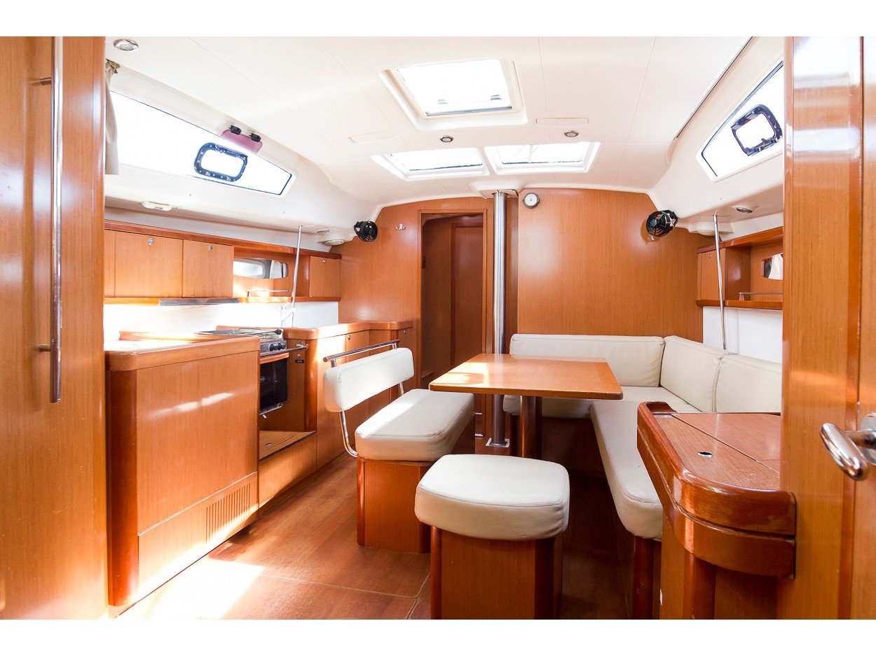 Demonio de Tasmania - Sailboat in Palma