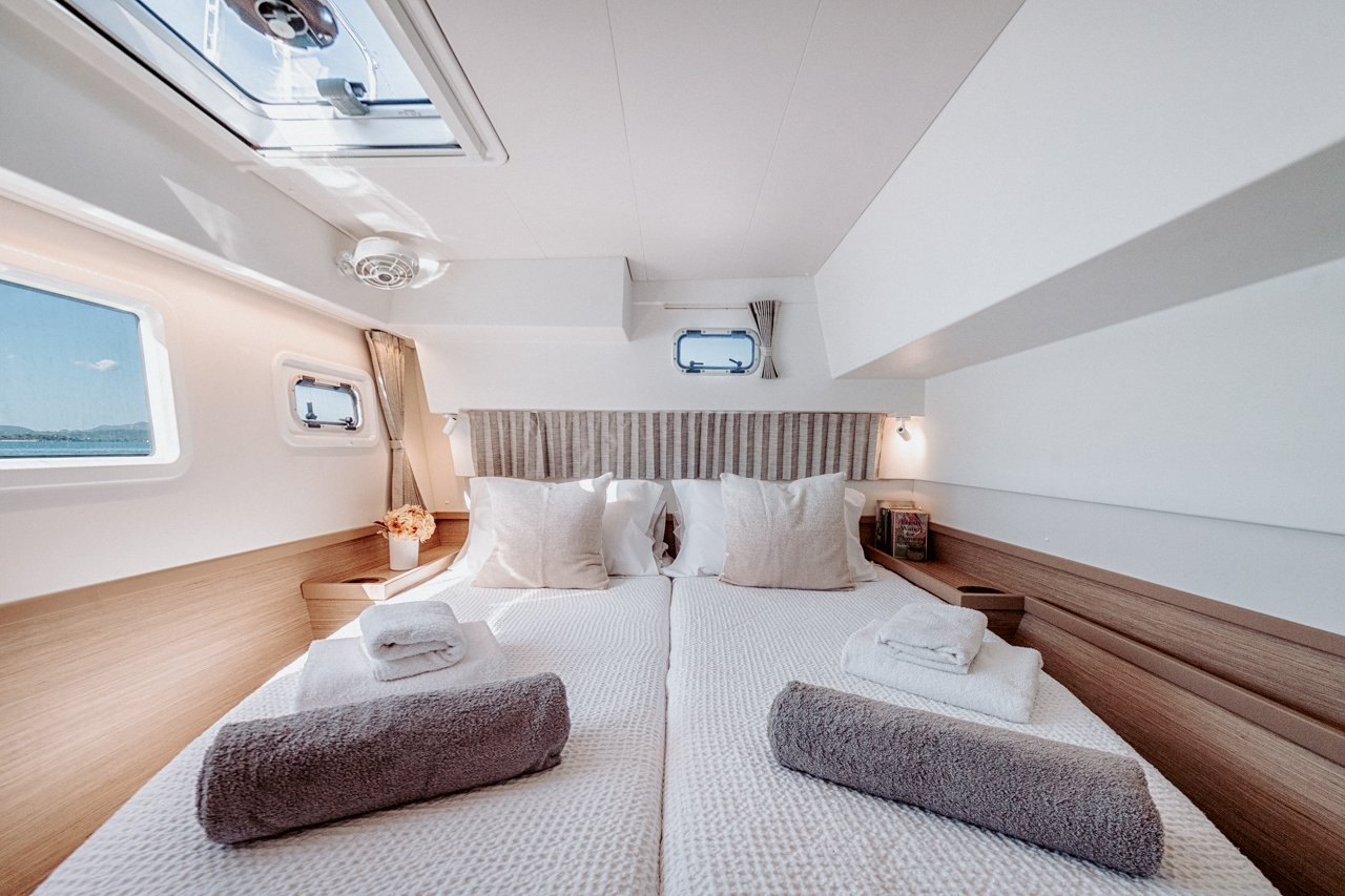 IO - Catamaran in Kontokali