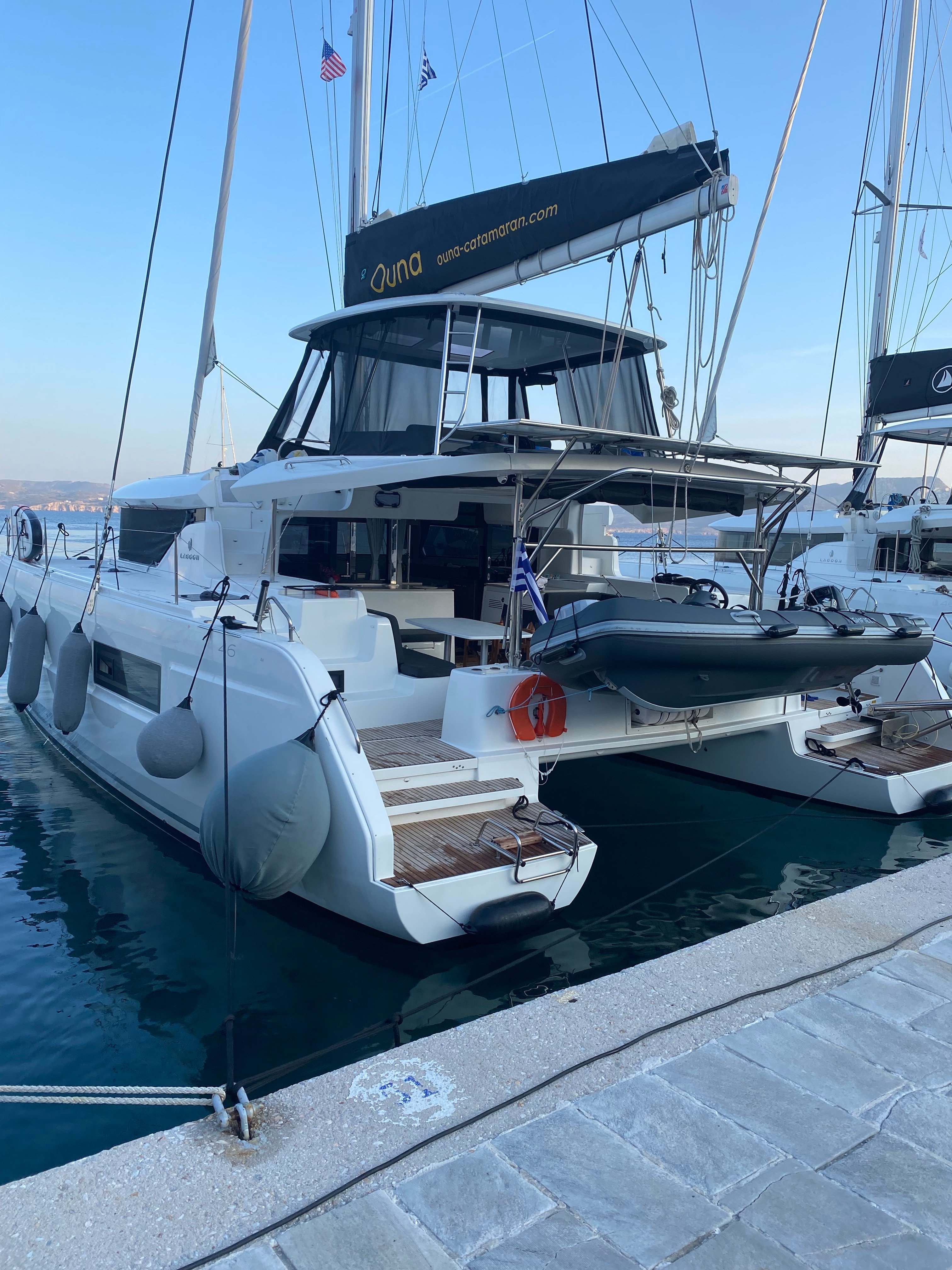 Ouna - Catamaran in Paros