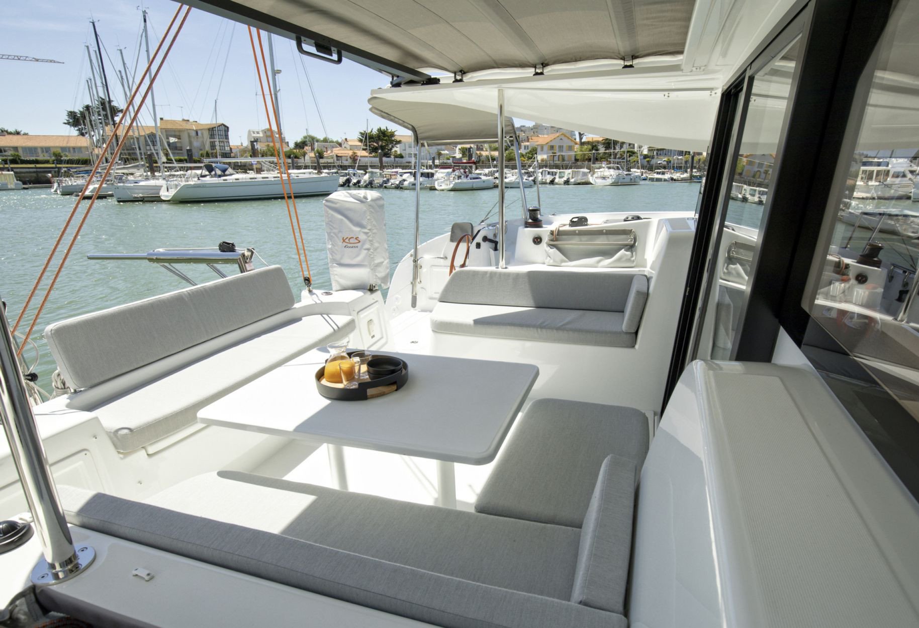 Falo - Katamaran içinde Santa Teresa Gallura