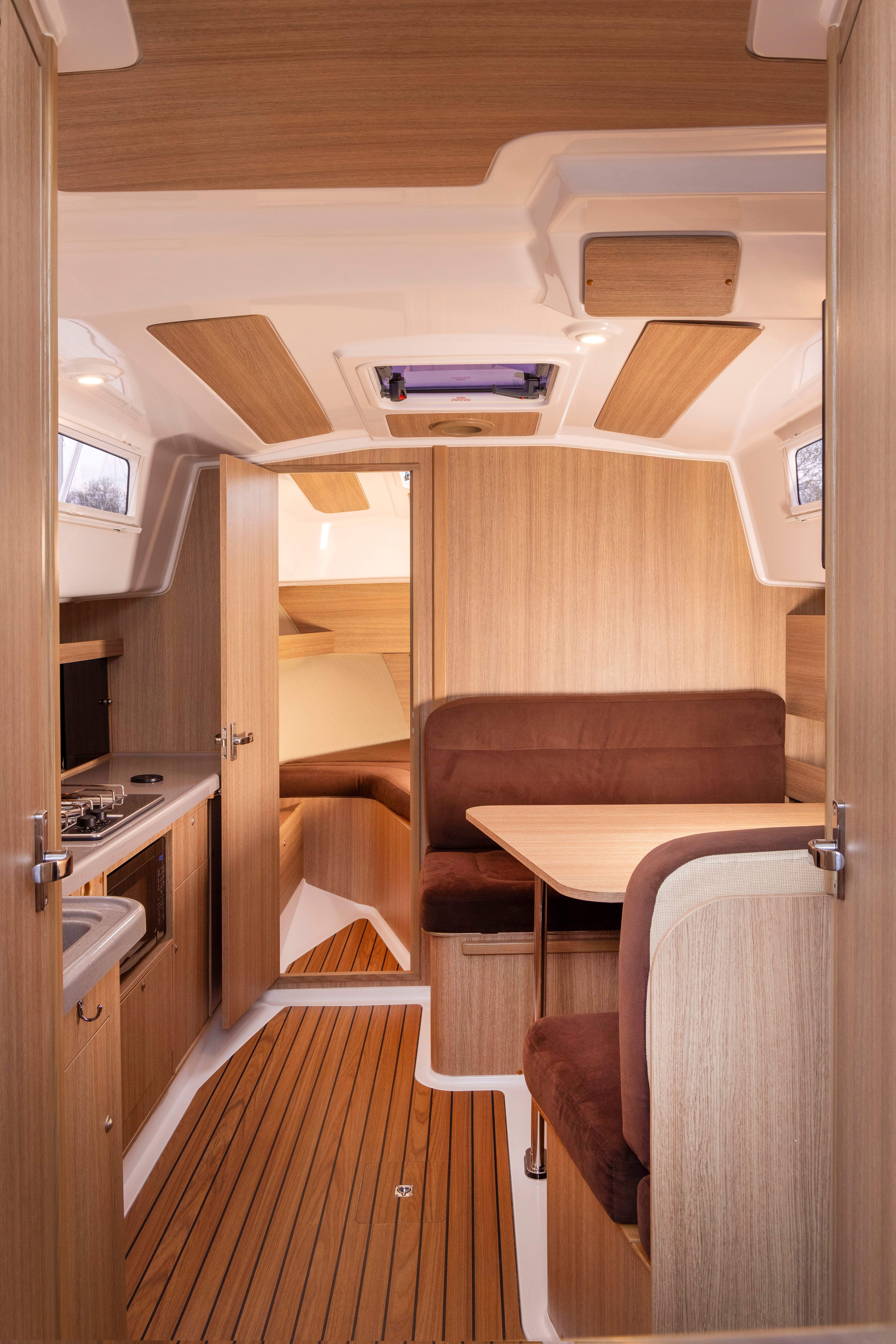 Holland - Motor Yacht in Sztynort