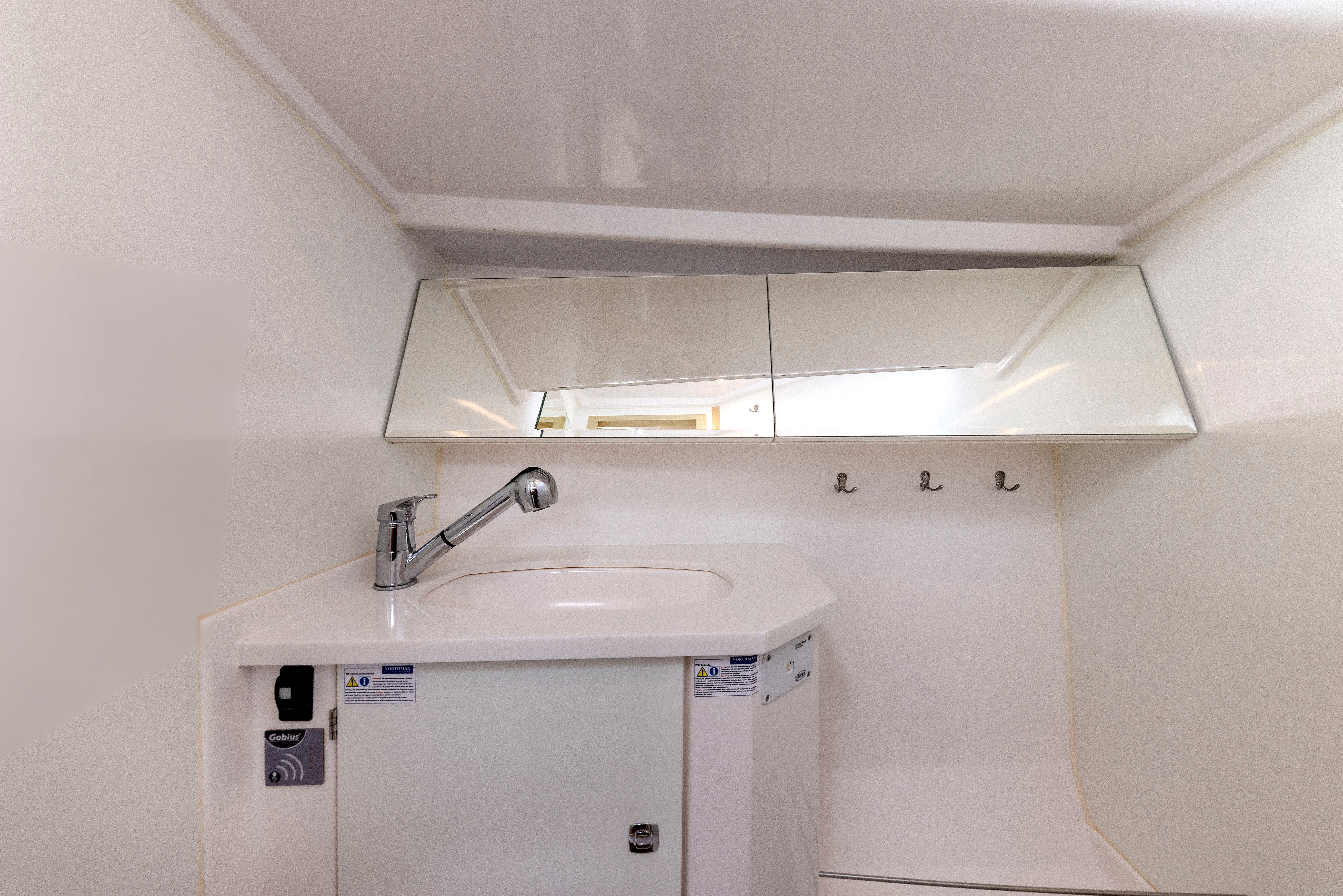 Zatoka Kaczerajno - Sailboat in Sztynort