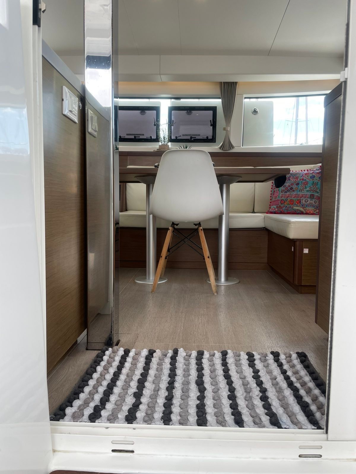 CATALINA - Catamaran in Alimos