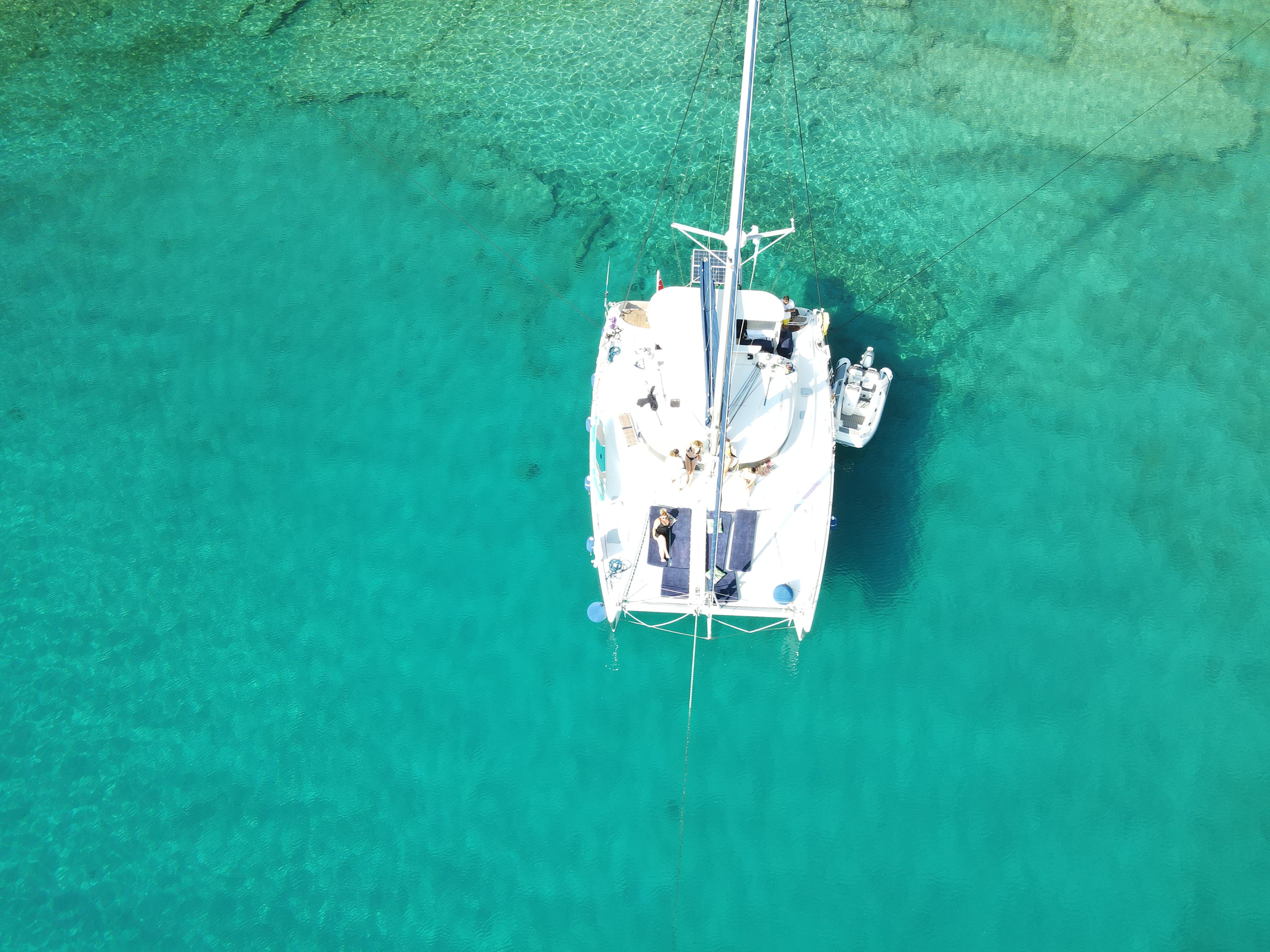 Aloha - Catamaran in Karagözler