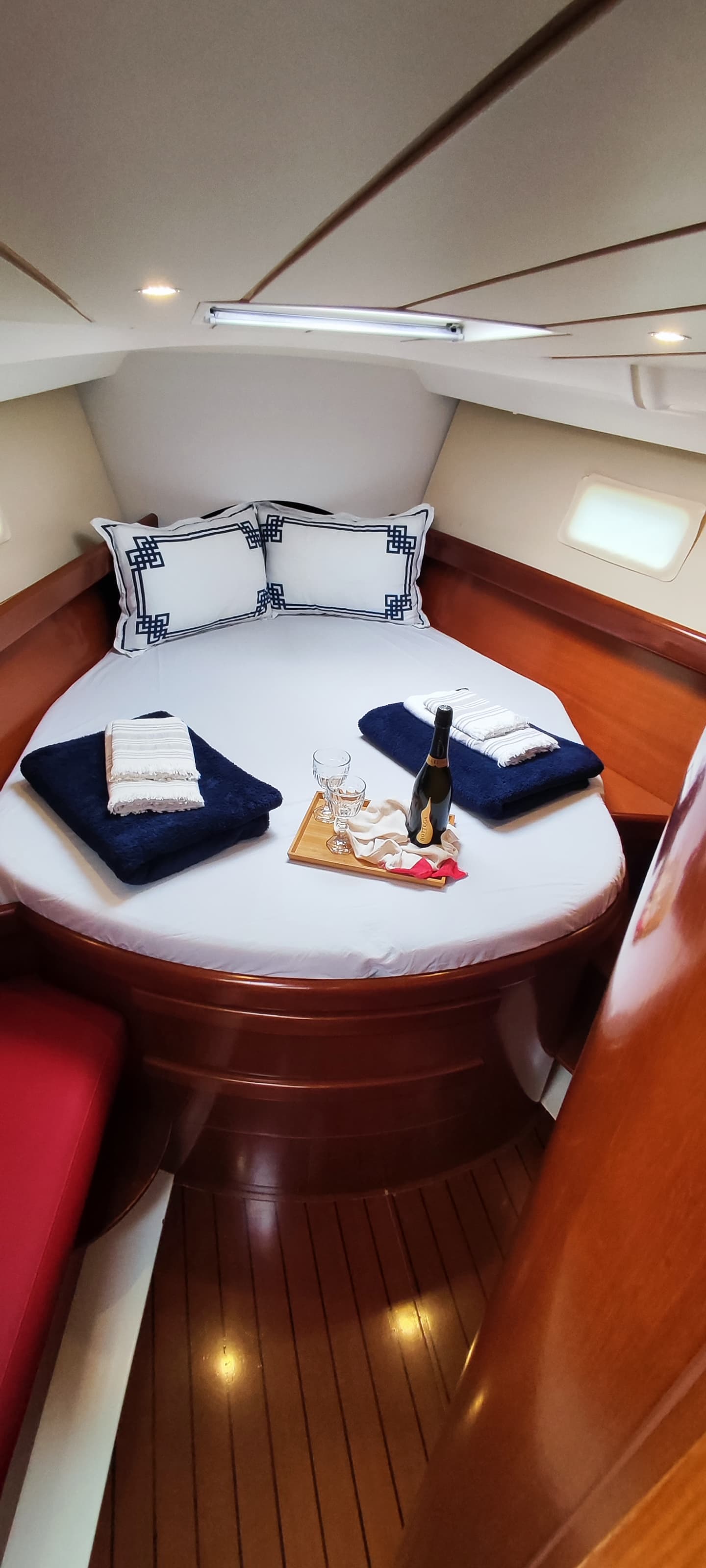 Derin - Sailboat in Karagözler