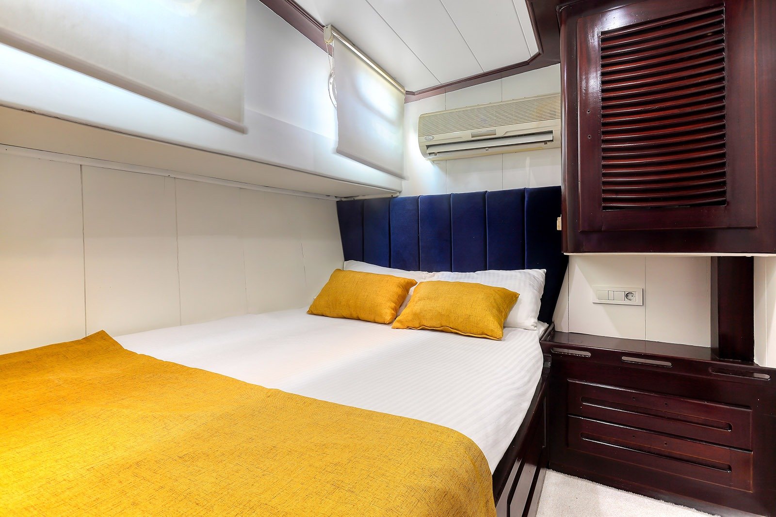 Hassay - Gulet içinde Karagözler