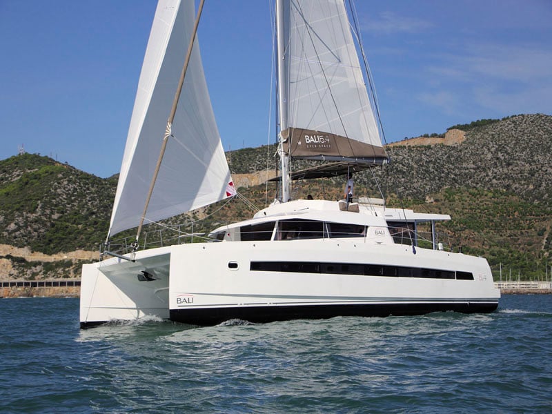 License to chill - Catamaran in Alimos
