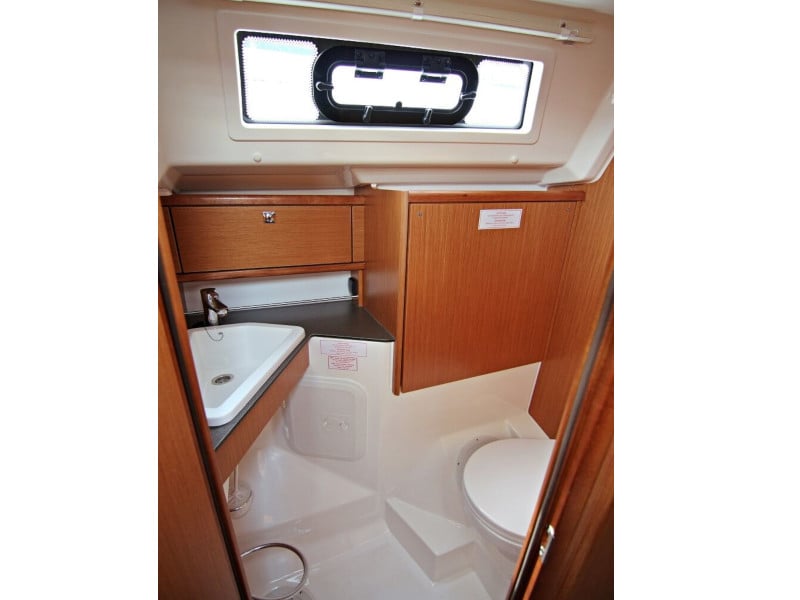 LUCY - Sailboat in Bibinje