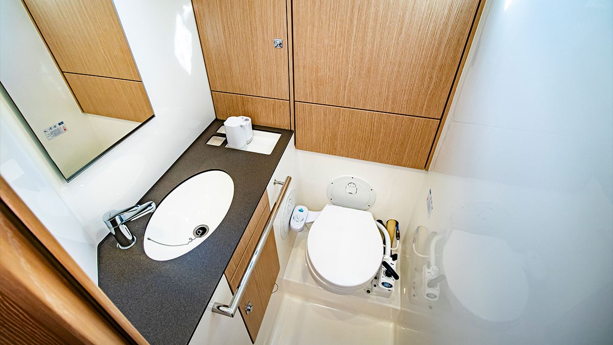 AMSTERDAM - Sailboat in Karagözler