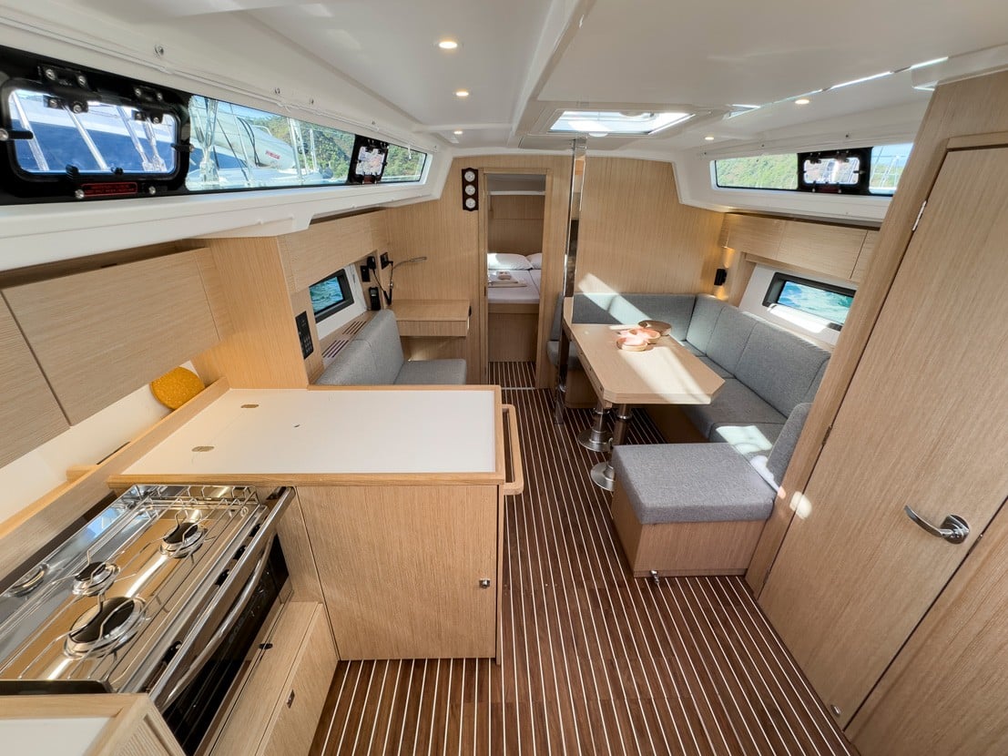 COCONUT - Sailboat in Karagözler