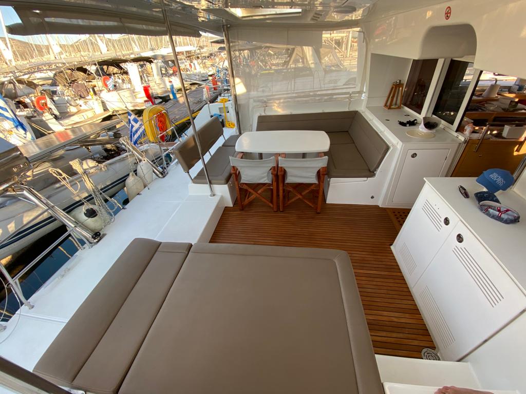 AEROPI  |⛵ VIP, Skippered Only, Watermaker, Generator, AC, BBQ - Catamaran in Nikiana