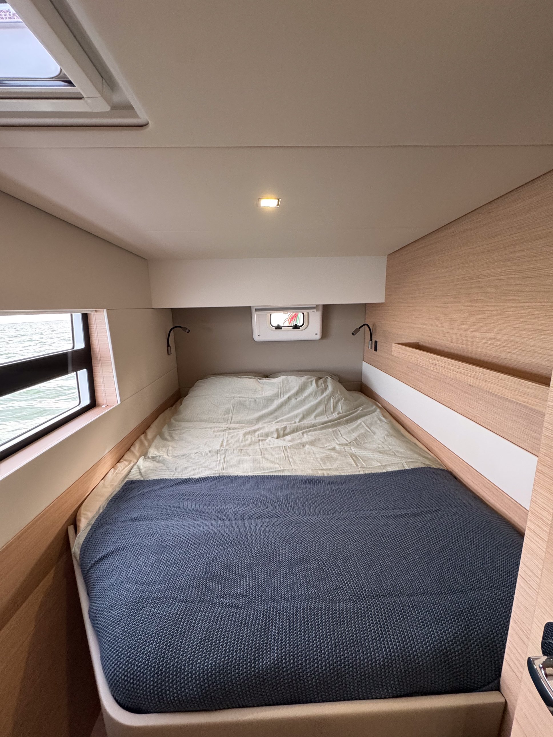 Motus - Katamaran içinde Punat