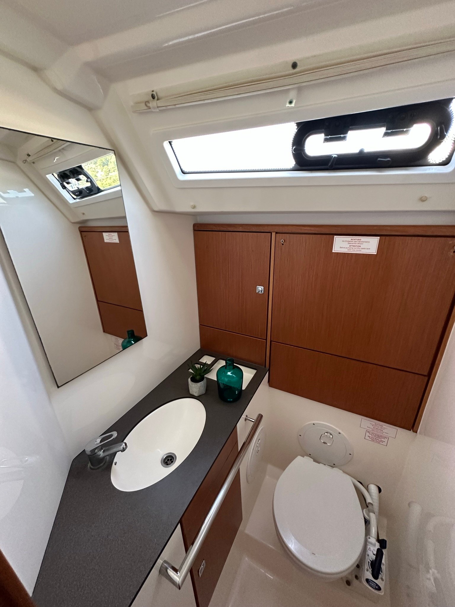 Spectra - Sailboat in Drage