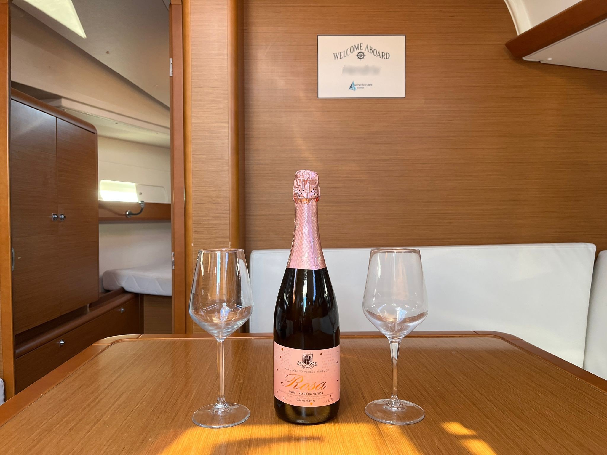 Bowie - Sailboat in Bibinje