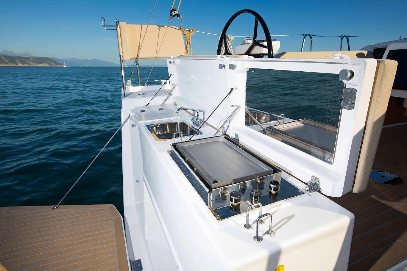 Ithaki - Sailboat in Preveza