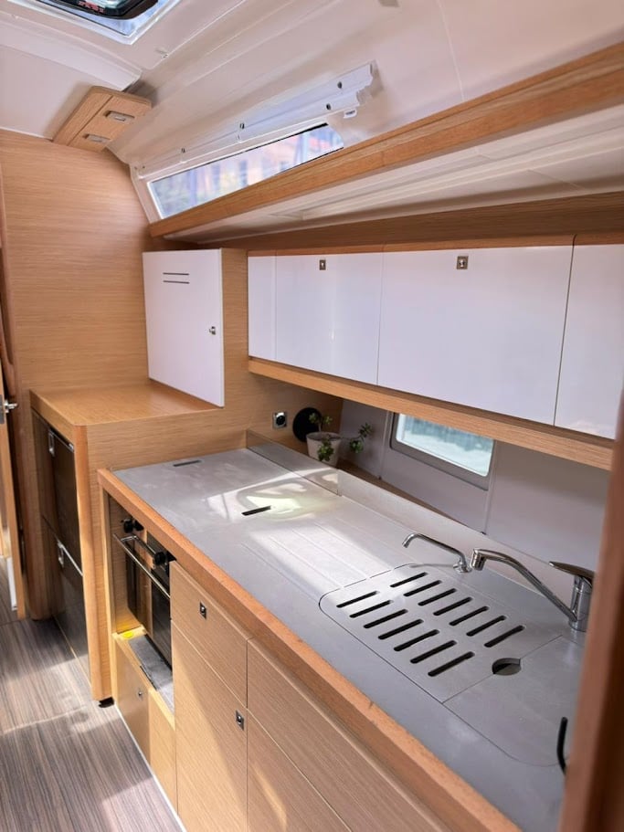 Theodora - Sailboat in Preveza