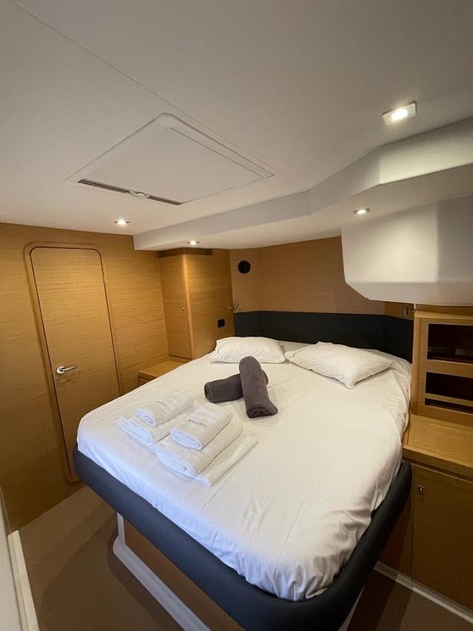 Blue Horizon - Skippered - Catamaran in Preveza