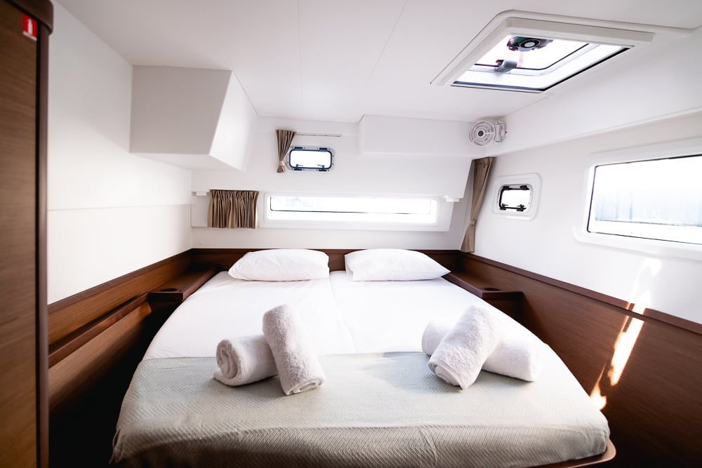 Blue Trident - Catamaran in Tourlos