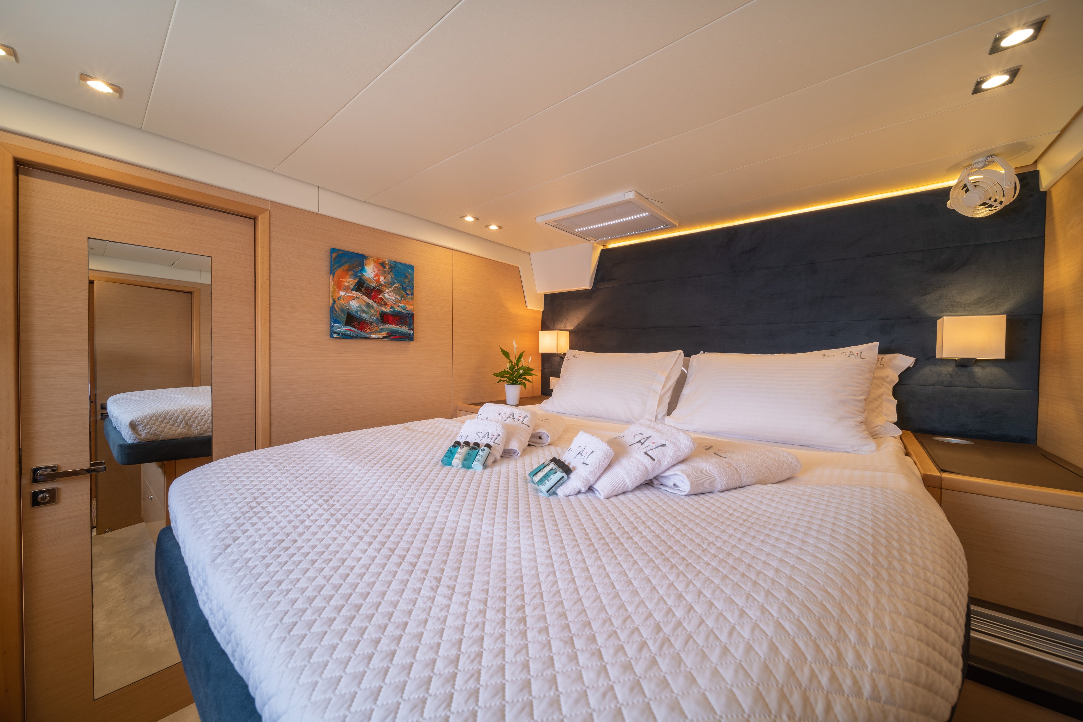 FOR SAIL - Catamaran in Nea Peramos