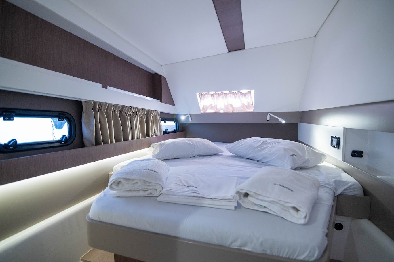 Sinope - Catamaran in Preveza