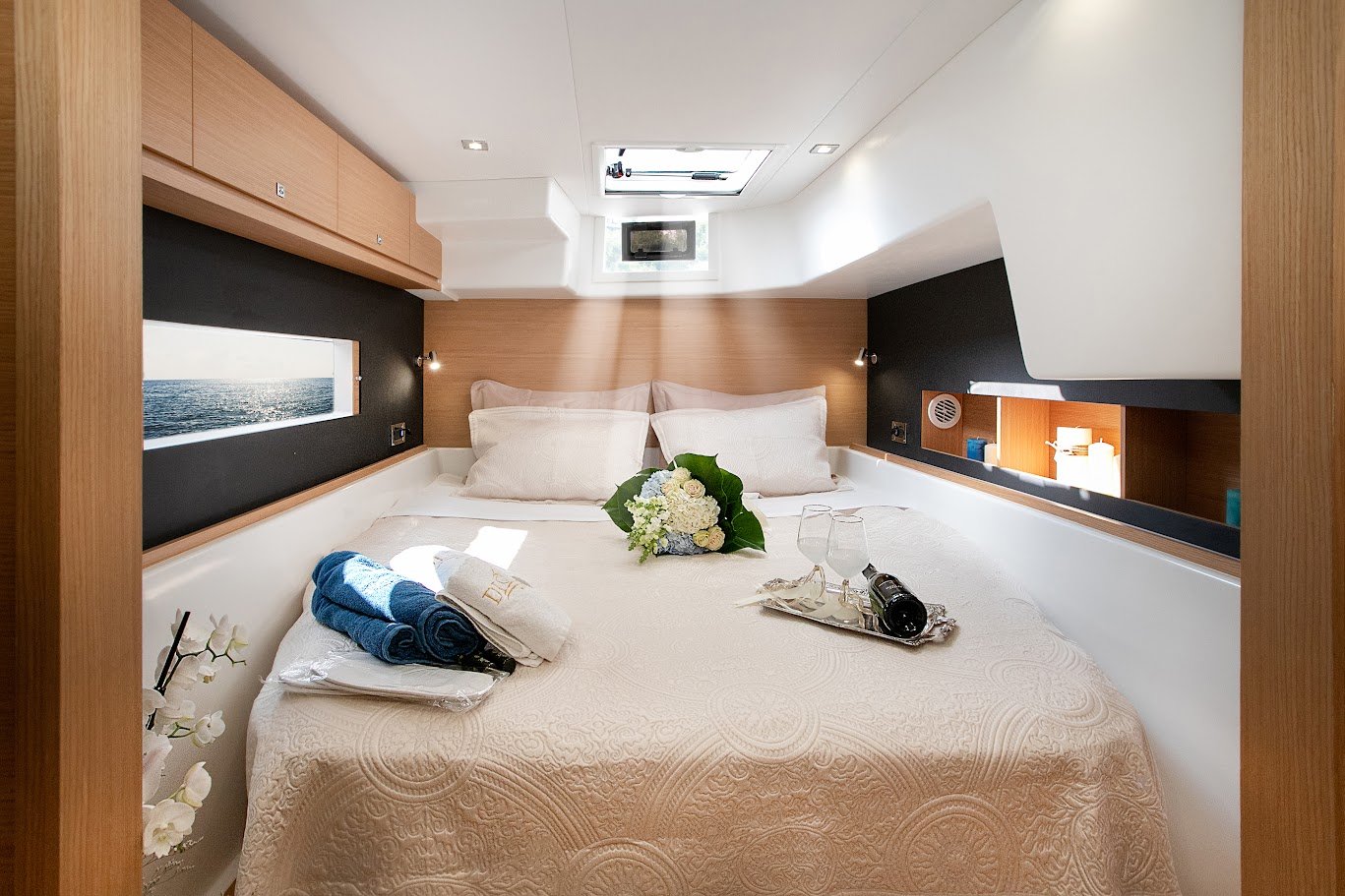 Diva - Skippered - Katamaran içinde Alimos