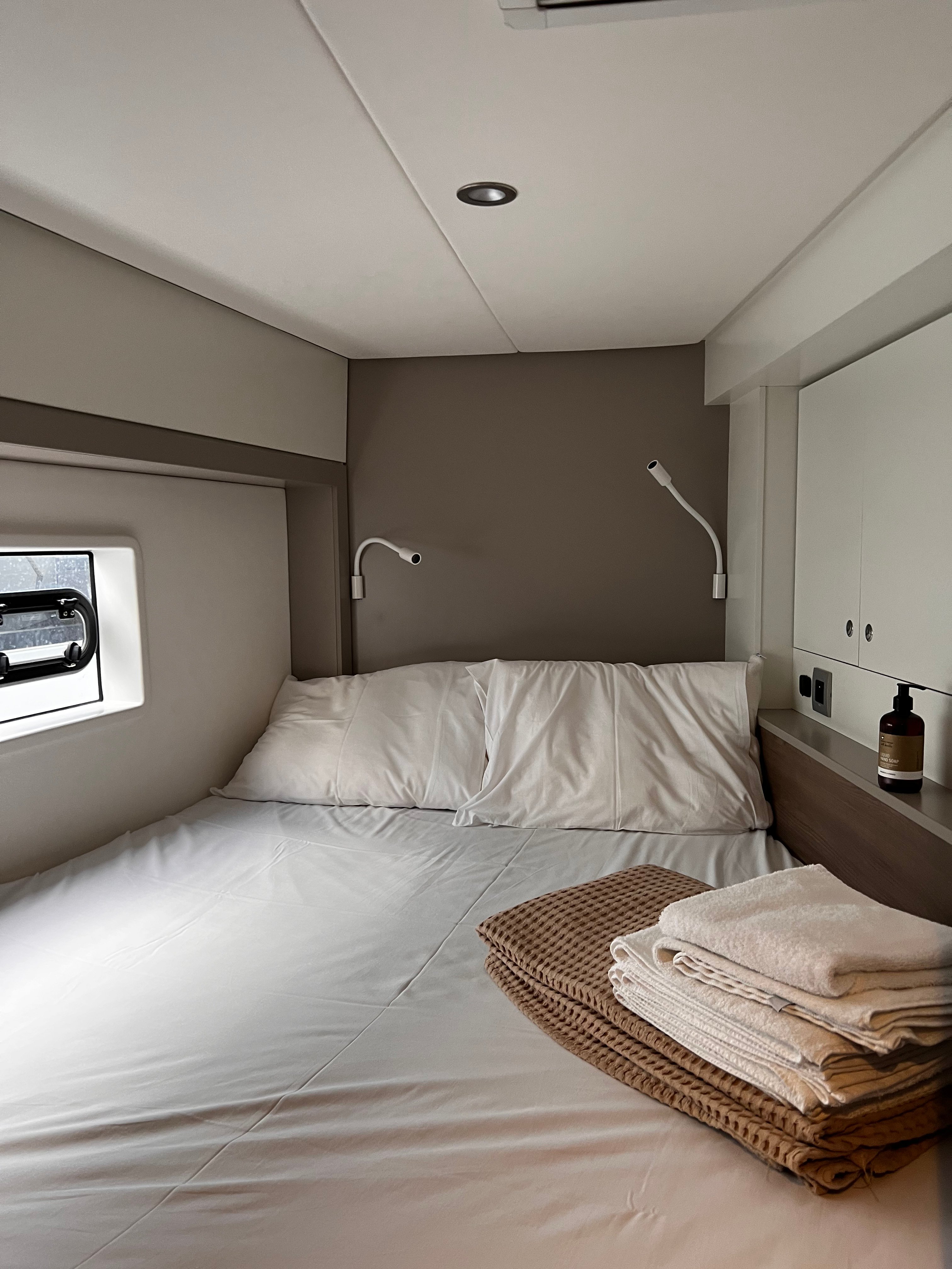 MARE BLU - Catamaran in Alimos