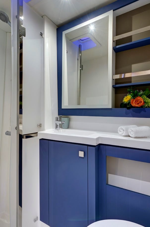 Helidoni - Skippered - Catamaran in Volos