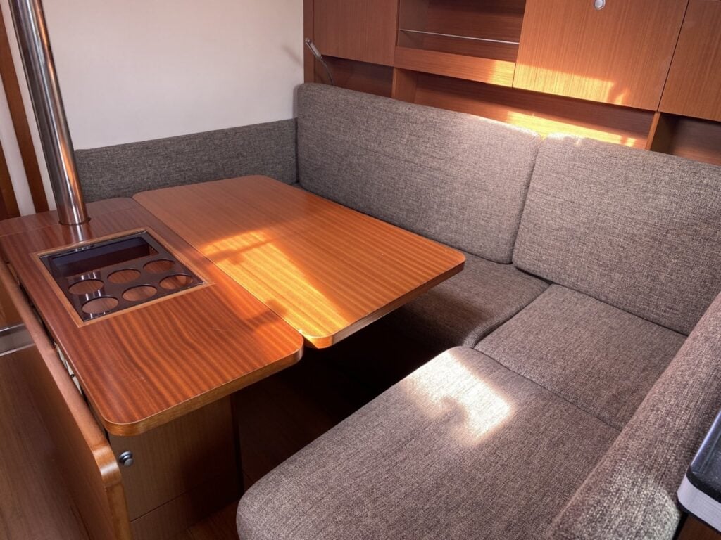 Kon-Tiki - Sailboat in Pula