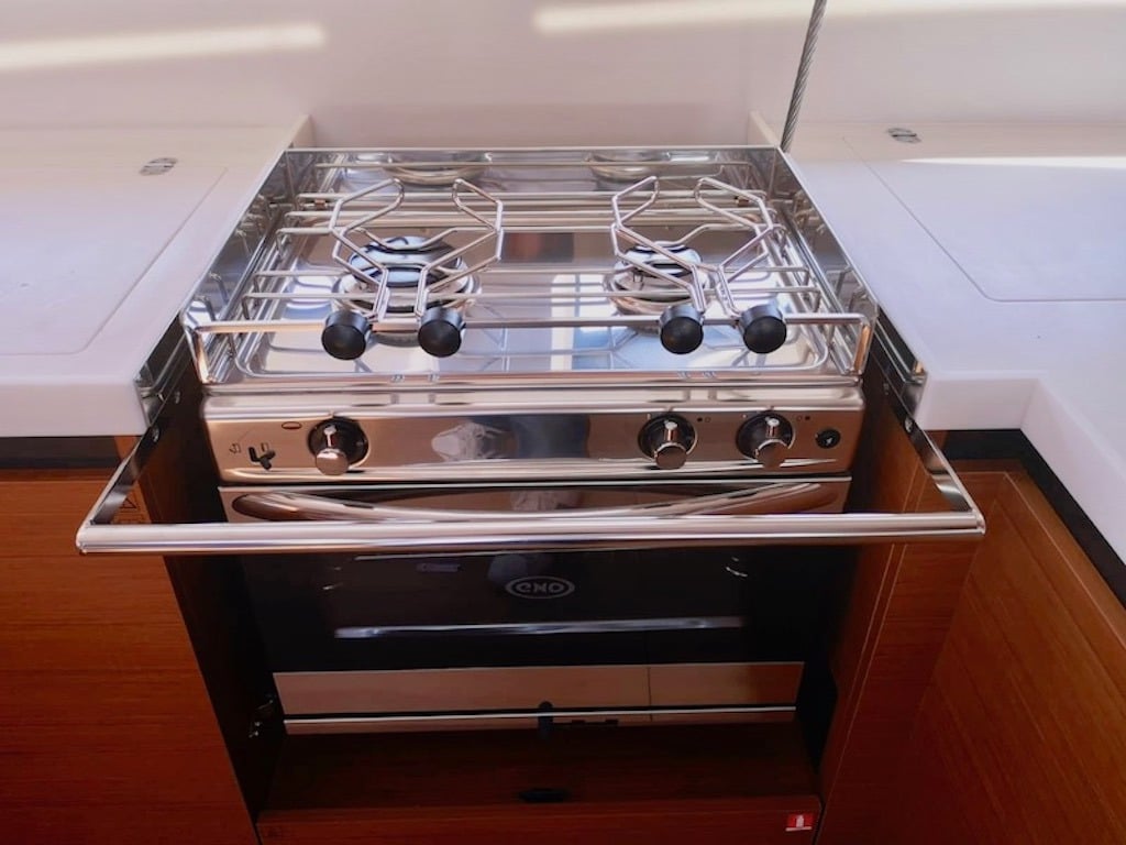 PERSIK - Sailboat in Šibenik