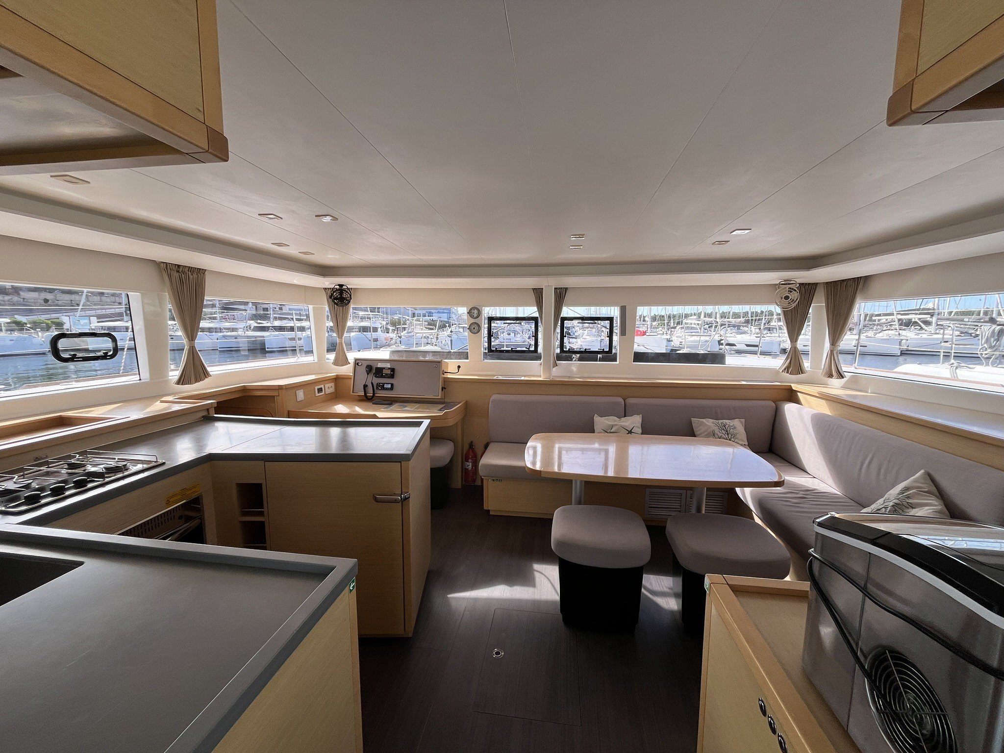 ALEX I - Catamaran in Šibenik