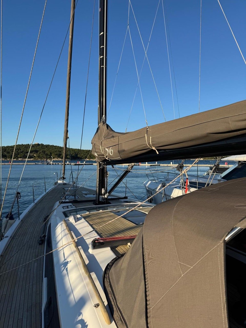 EPSILON - Sailboat in Šibenik