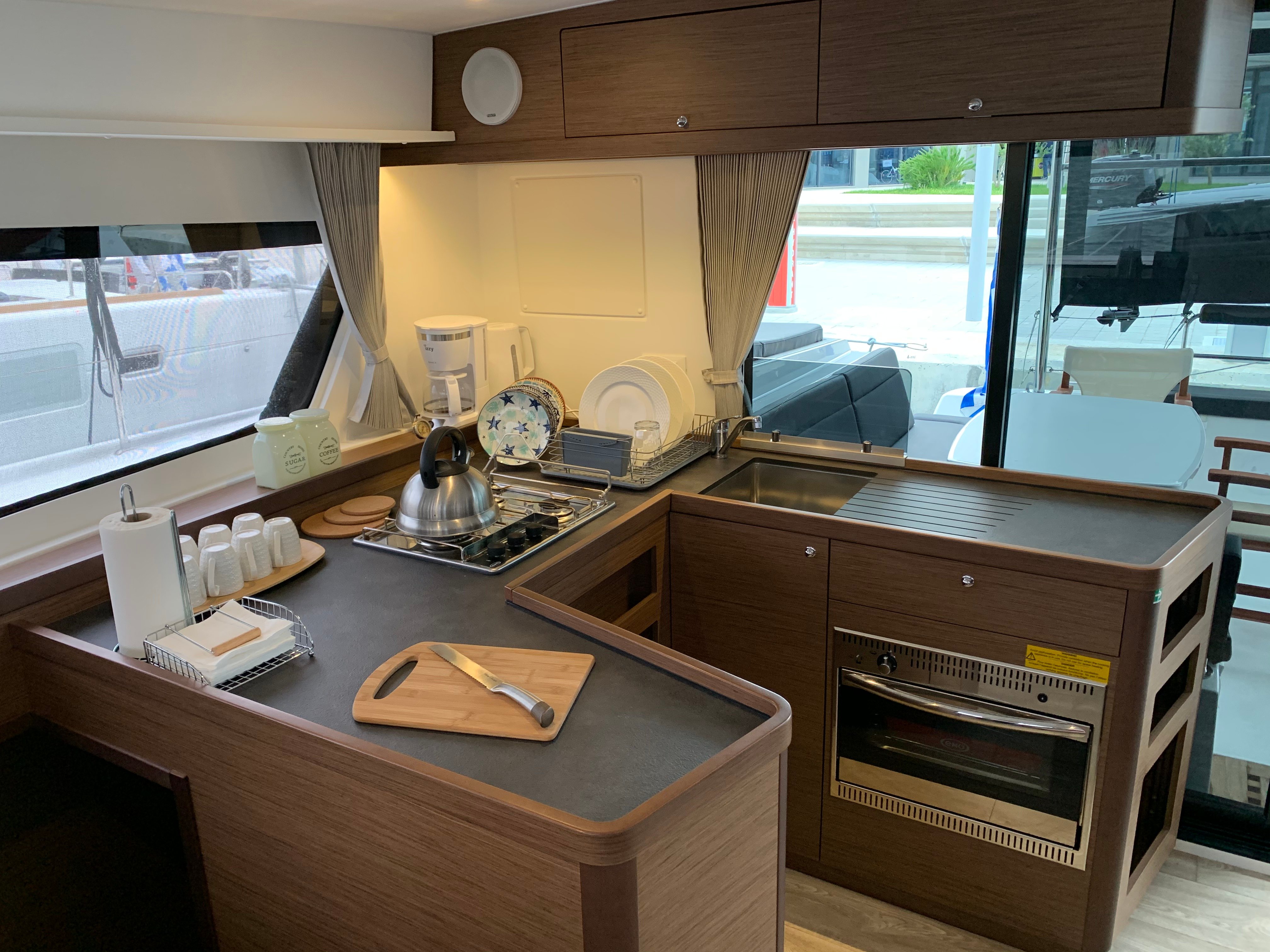 Majorelle Blue | A/C generator watermaker - Catamaran in Etoloakarnania