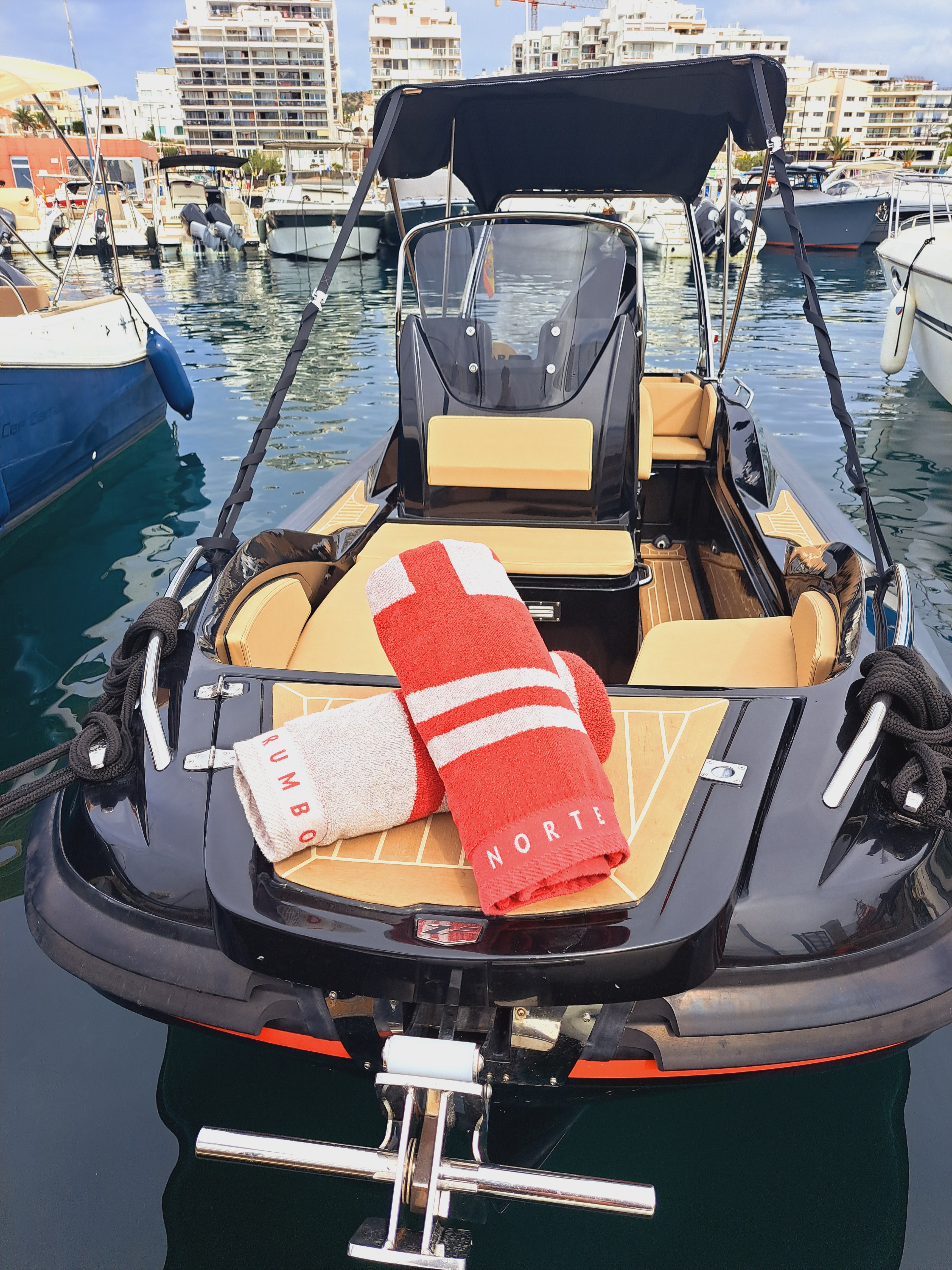 BOLLICHINA - Motor Yacht in Sant Antoni de Portmany