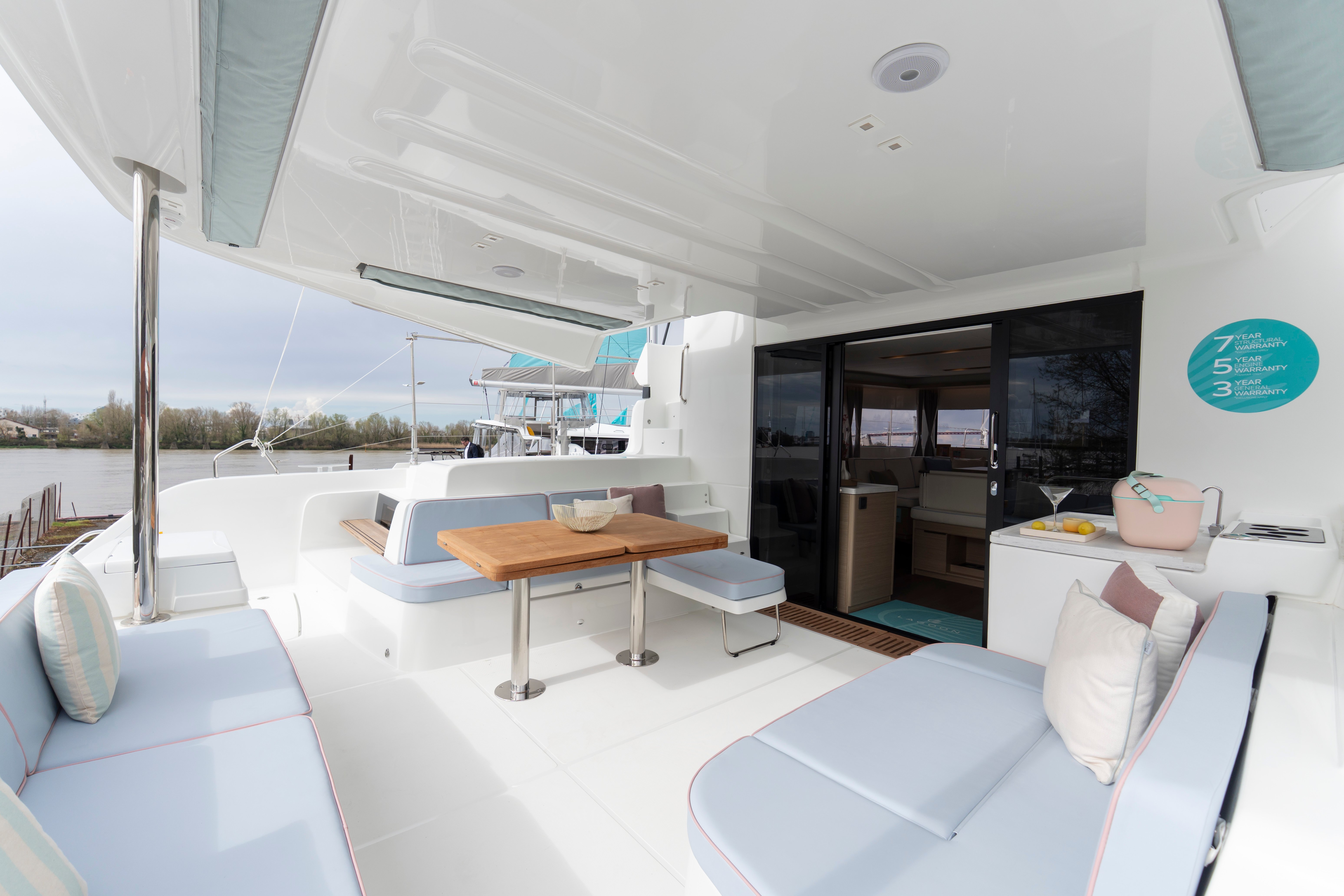 DEB ELLI - Catamaran in Sant Antoni de Portmany