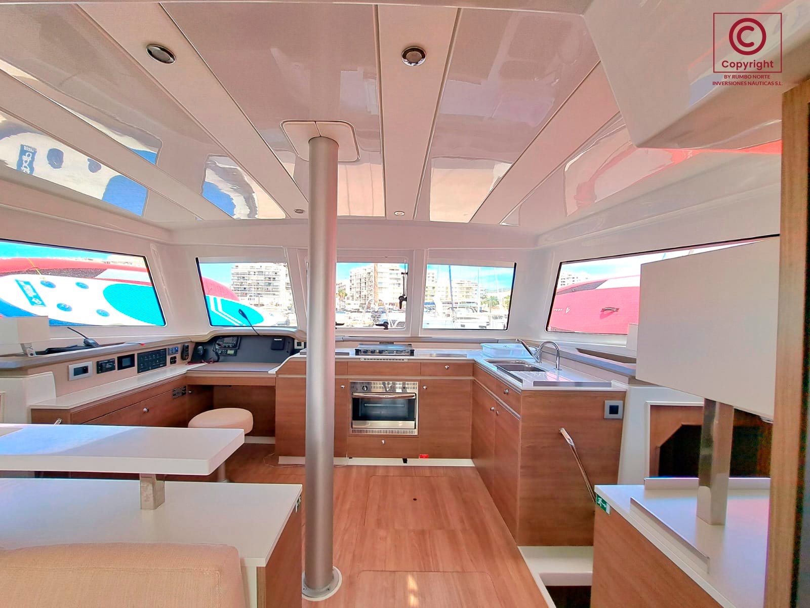 NAVEGAME - Catamaran in Sant Antoni de Portmany