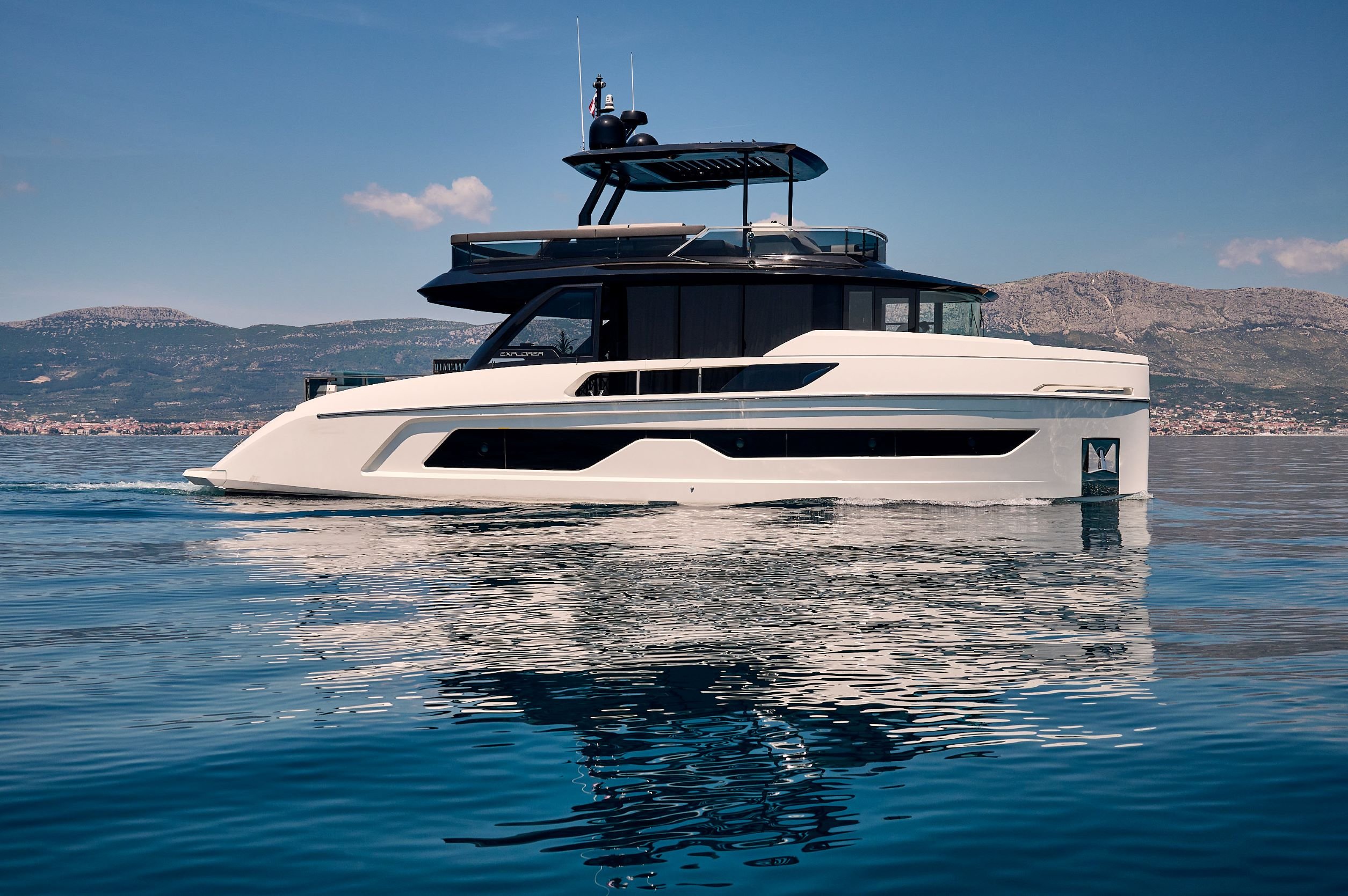 Blue Moon - Motor Yat içinde Bibinje