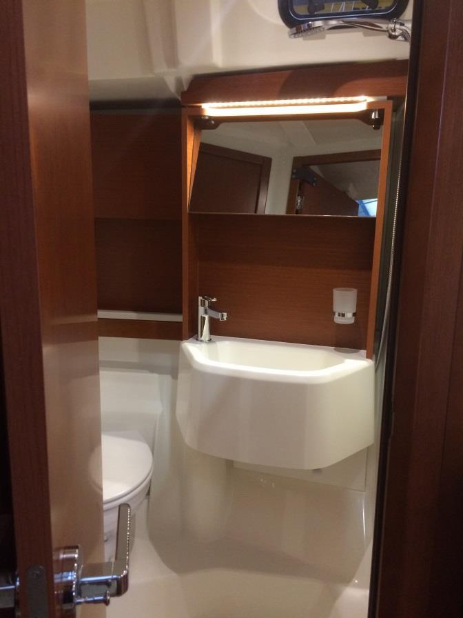 Ef Zin - Sailboat in Skopelos