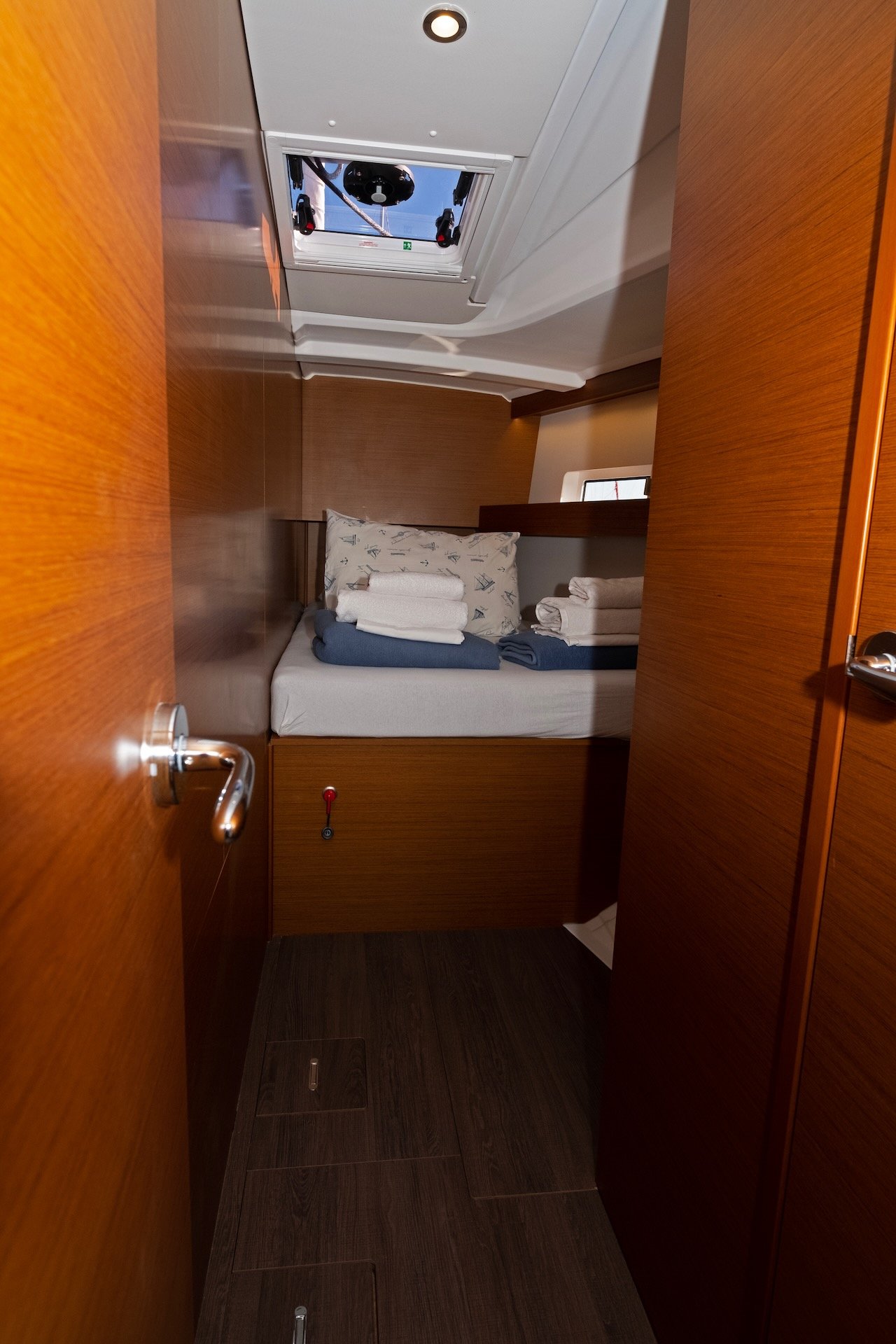 Mystic Kiss - Sailboat in Split