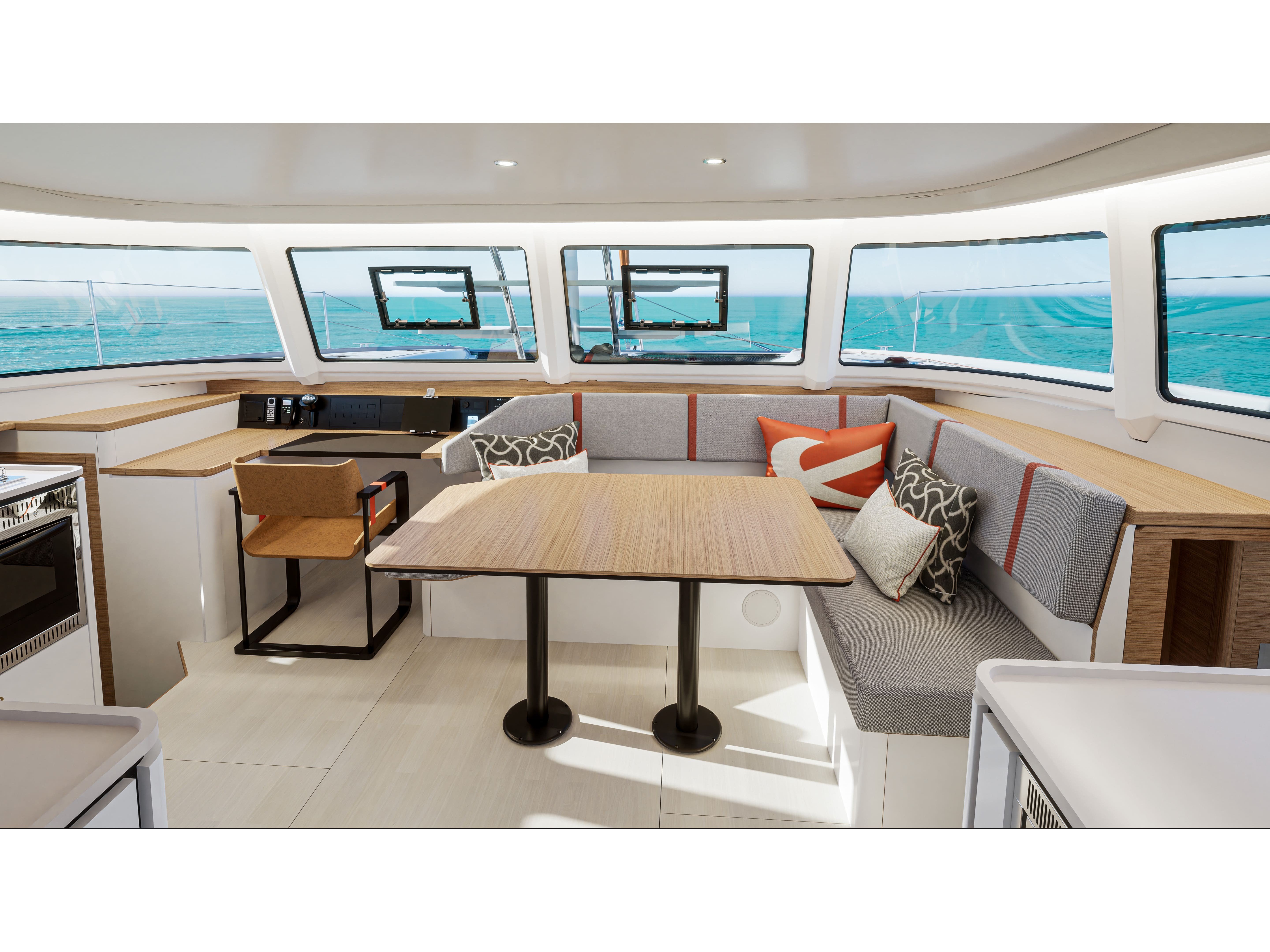 FIRST KISS - Catamaran in Komolac