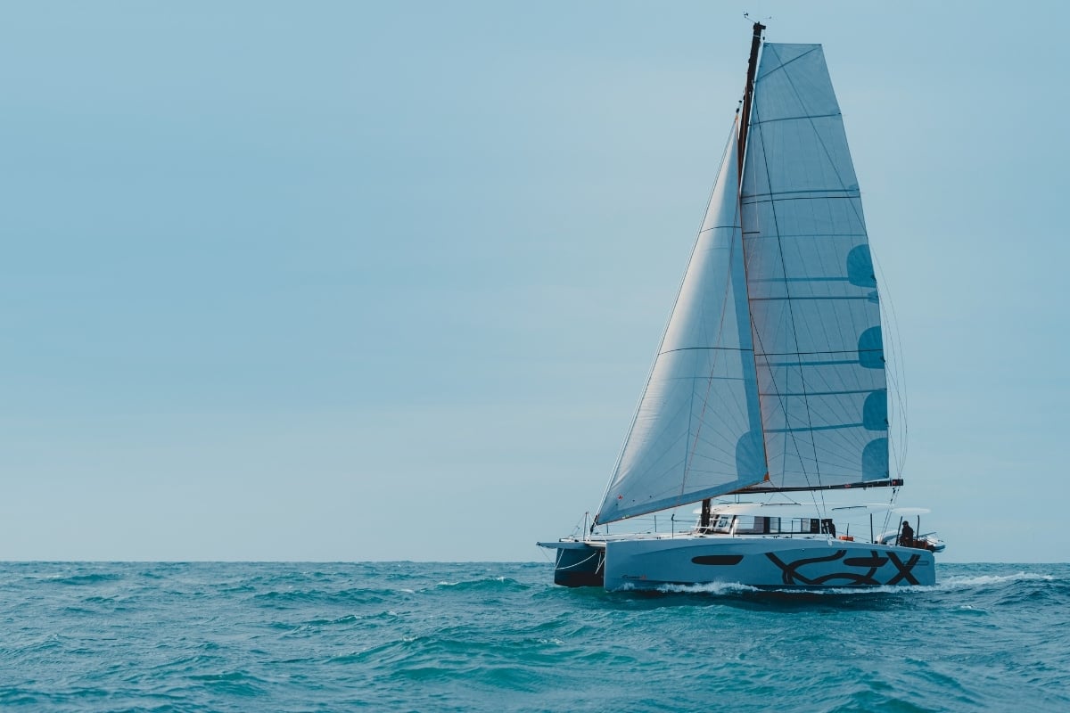 FIRST KISS - Catamaran in Komolac