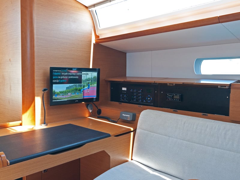 Aqua Kiss - Sailboat in Pula