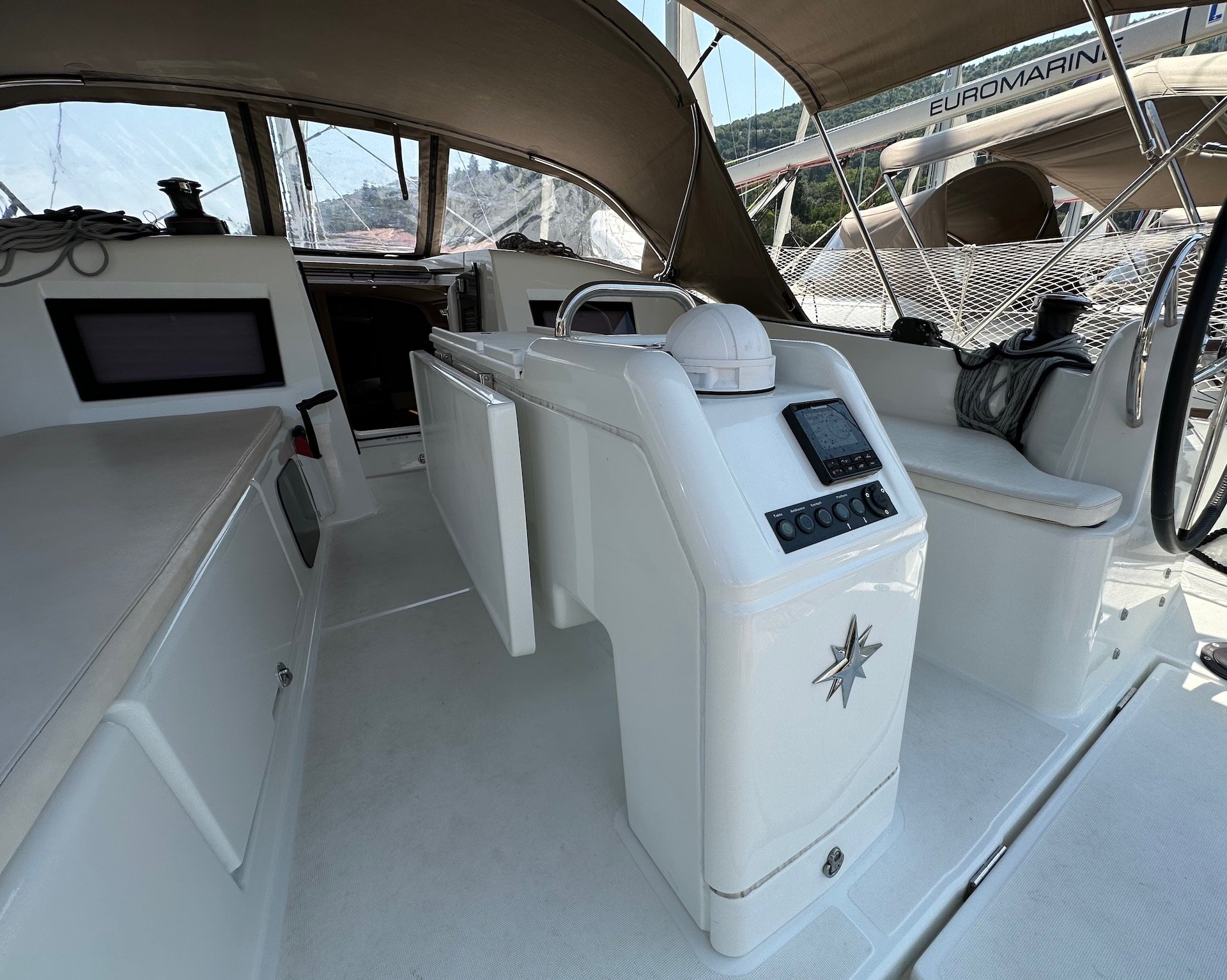 Wind Kiss - Sailboat in Komolac