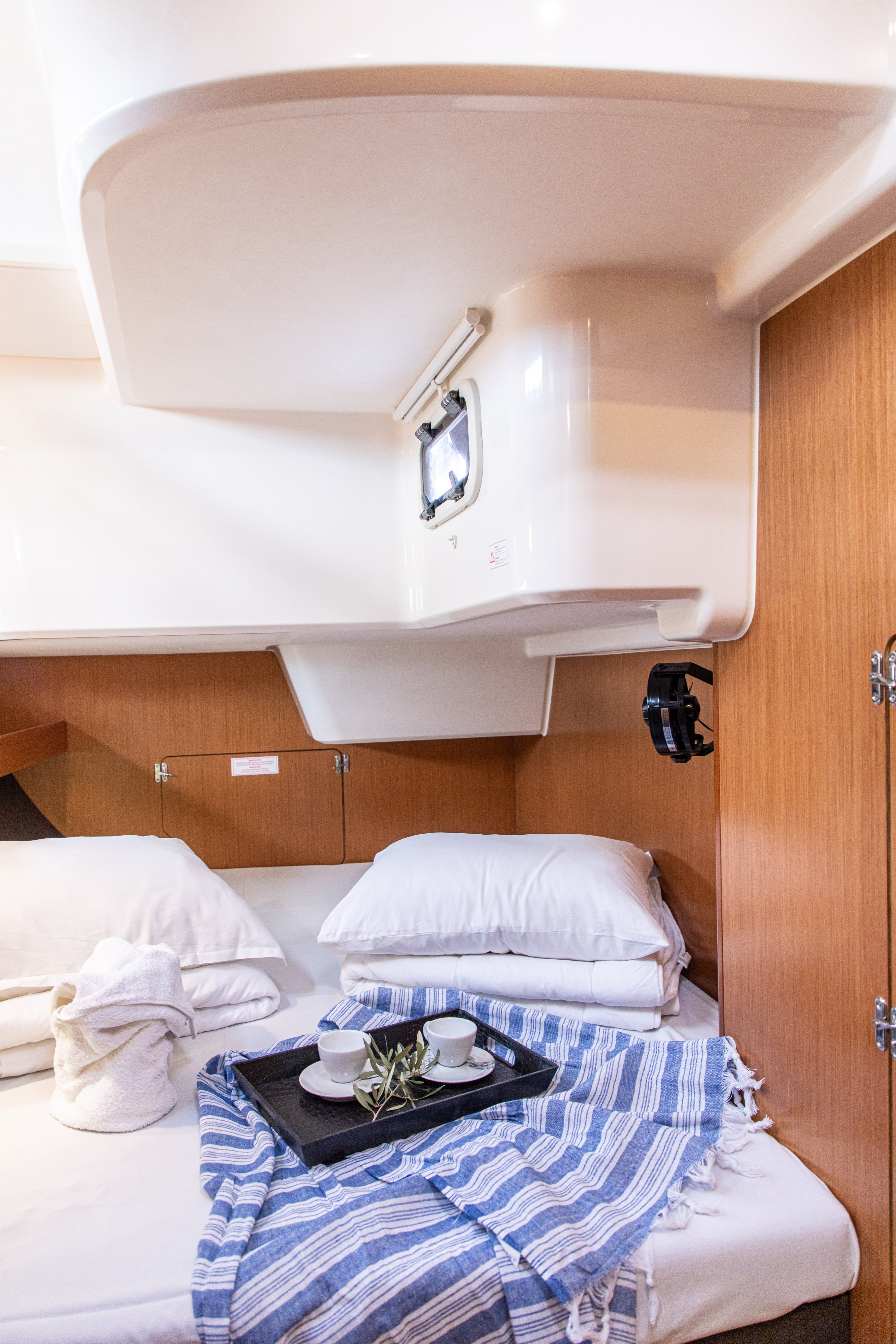 Philoctetes - Sailboat in Alimos