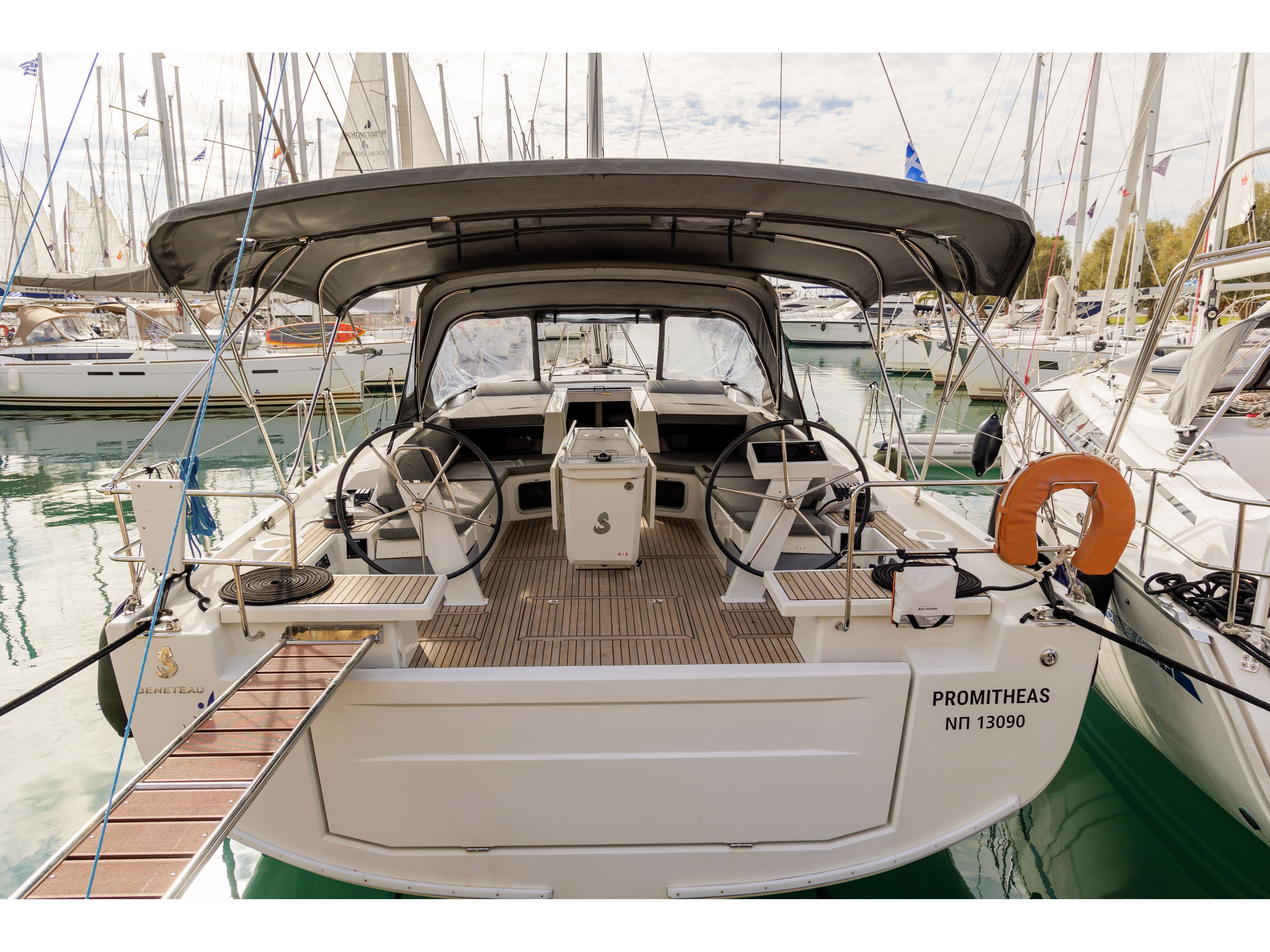 Promitheas - Sailboat in Alimos