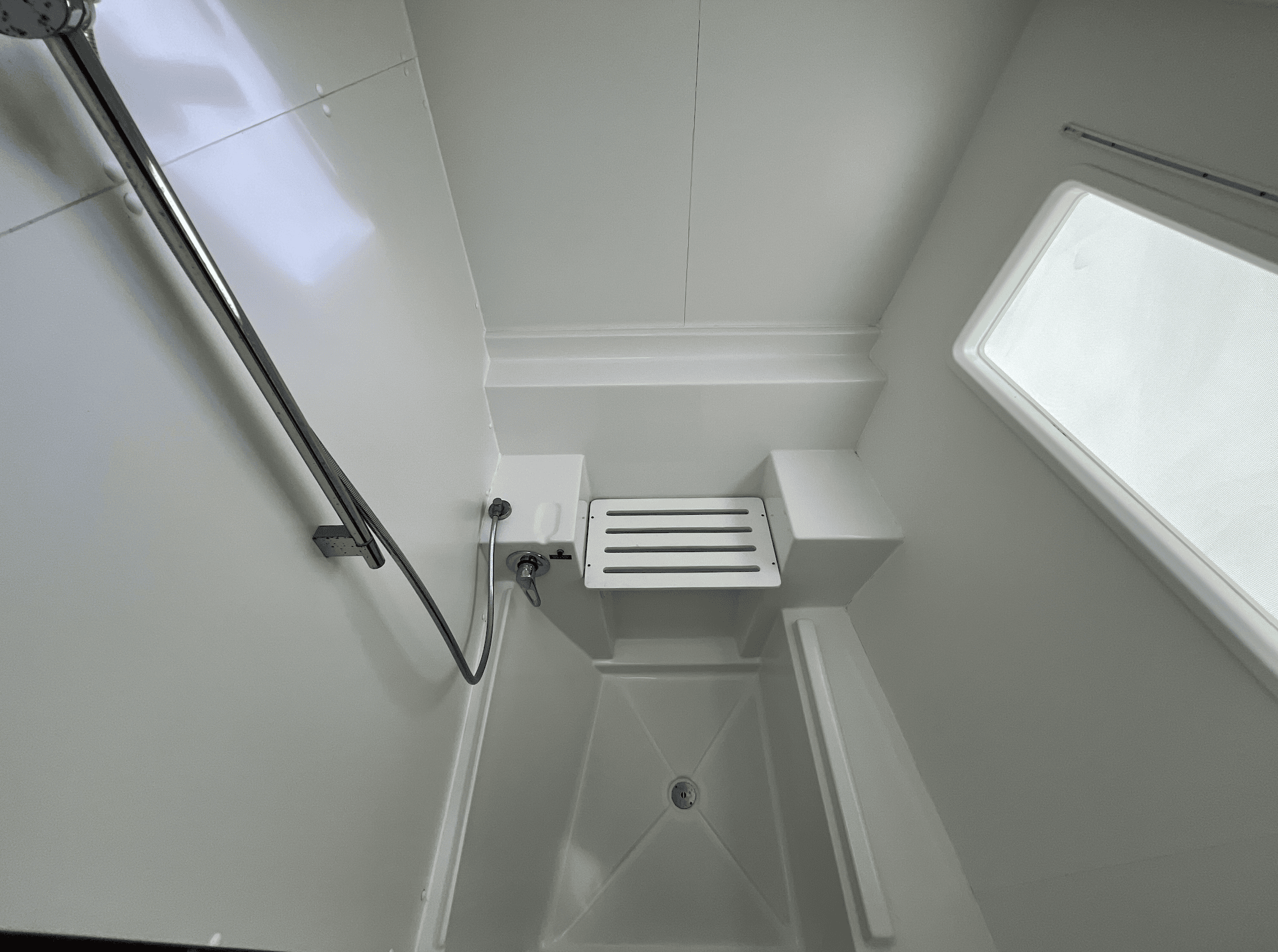 Poe Vai - Catamaran in Papeete