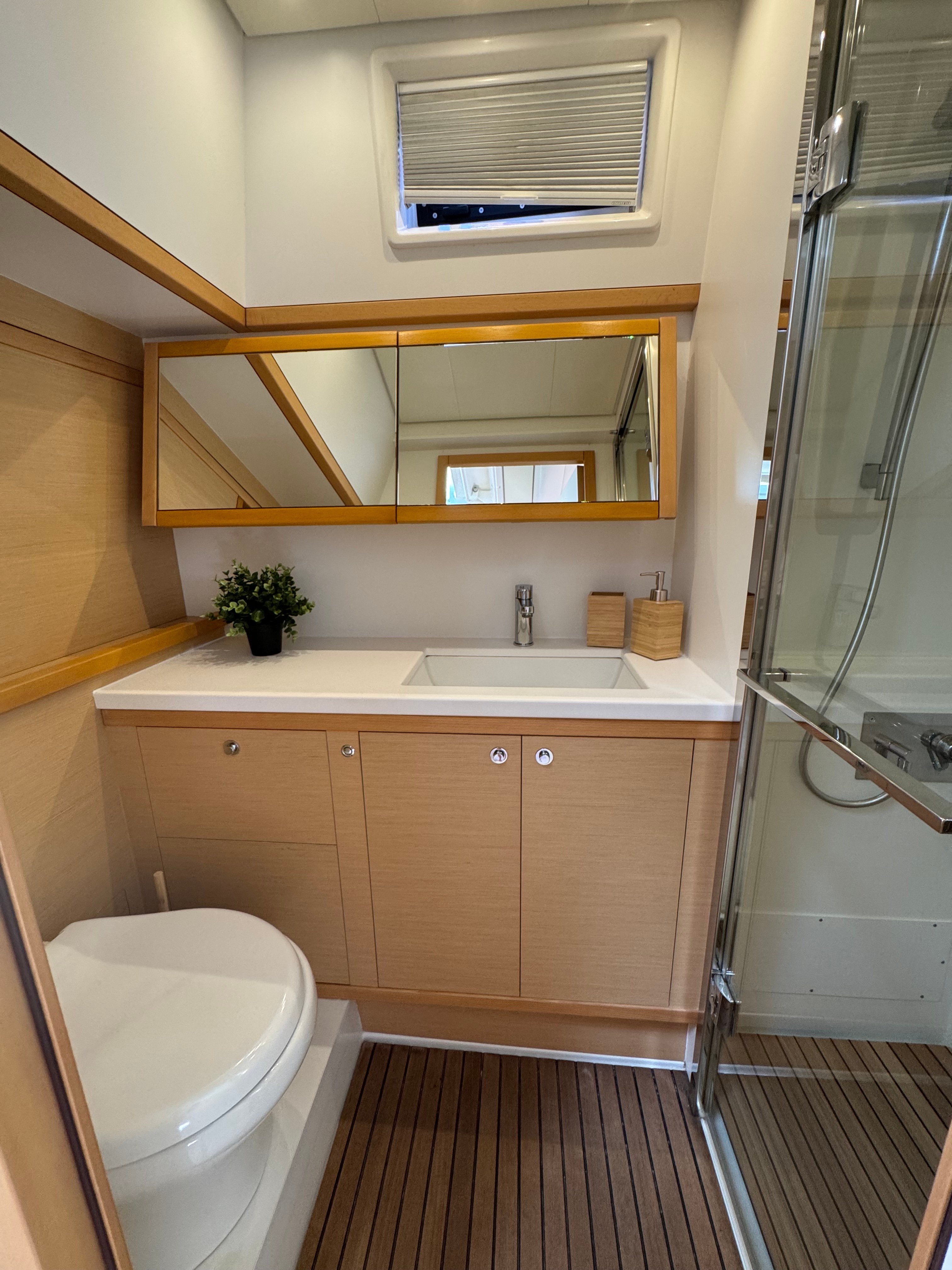 Manta Ray - Catamaran in Rogoznica