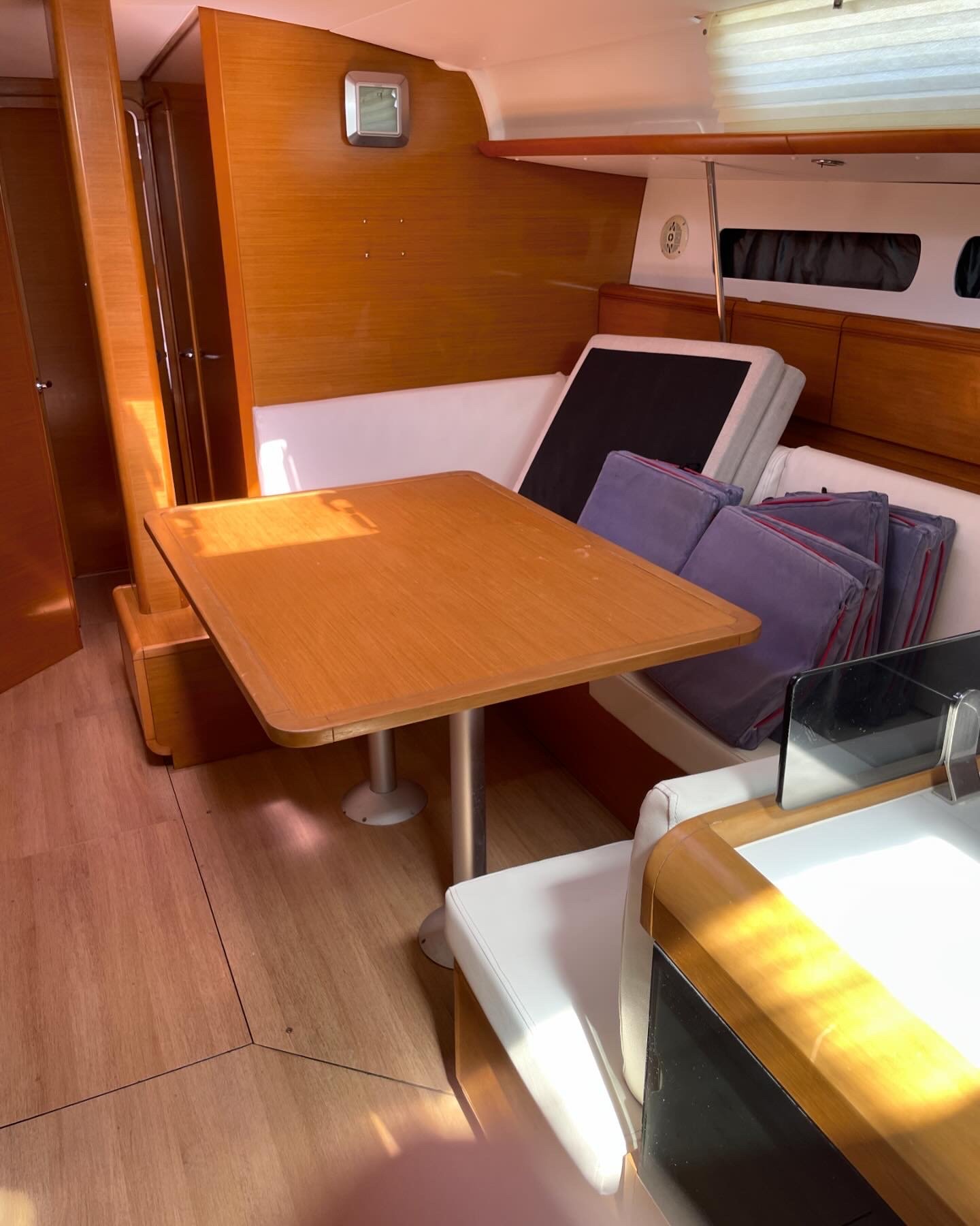 Olga - Sailboat in Salerno