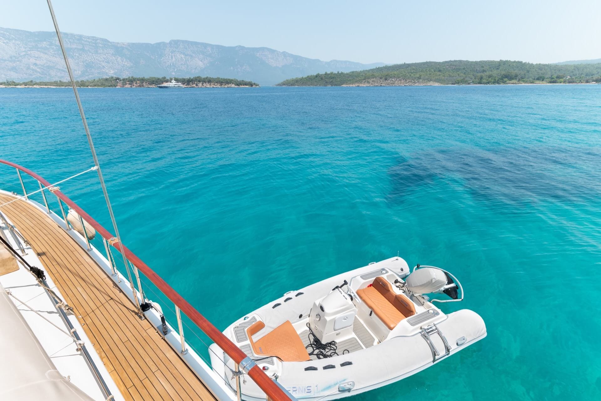 Bernis - Gulet içinde Göcek