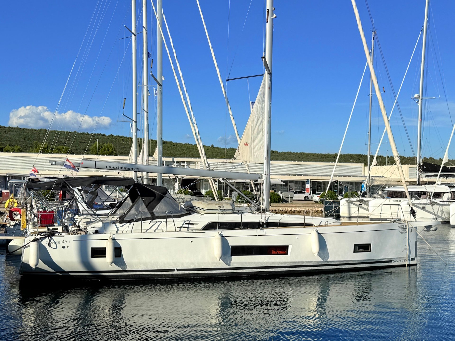 DARIA & ENGARA - Sailboat in Bibinje