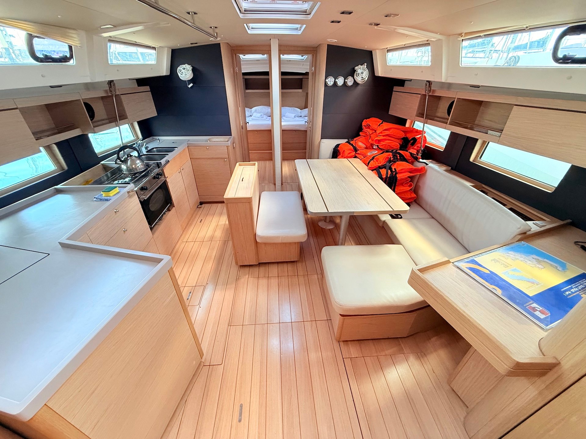 DARIA & ENGARA - Sailboat in Bibinje